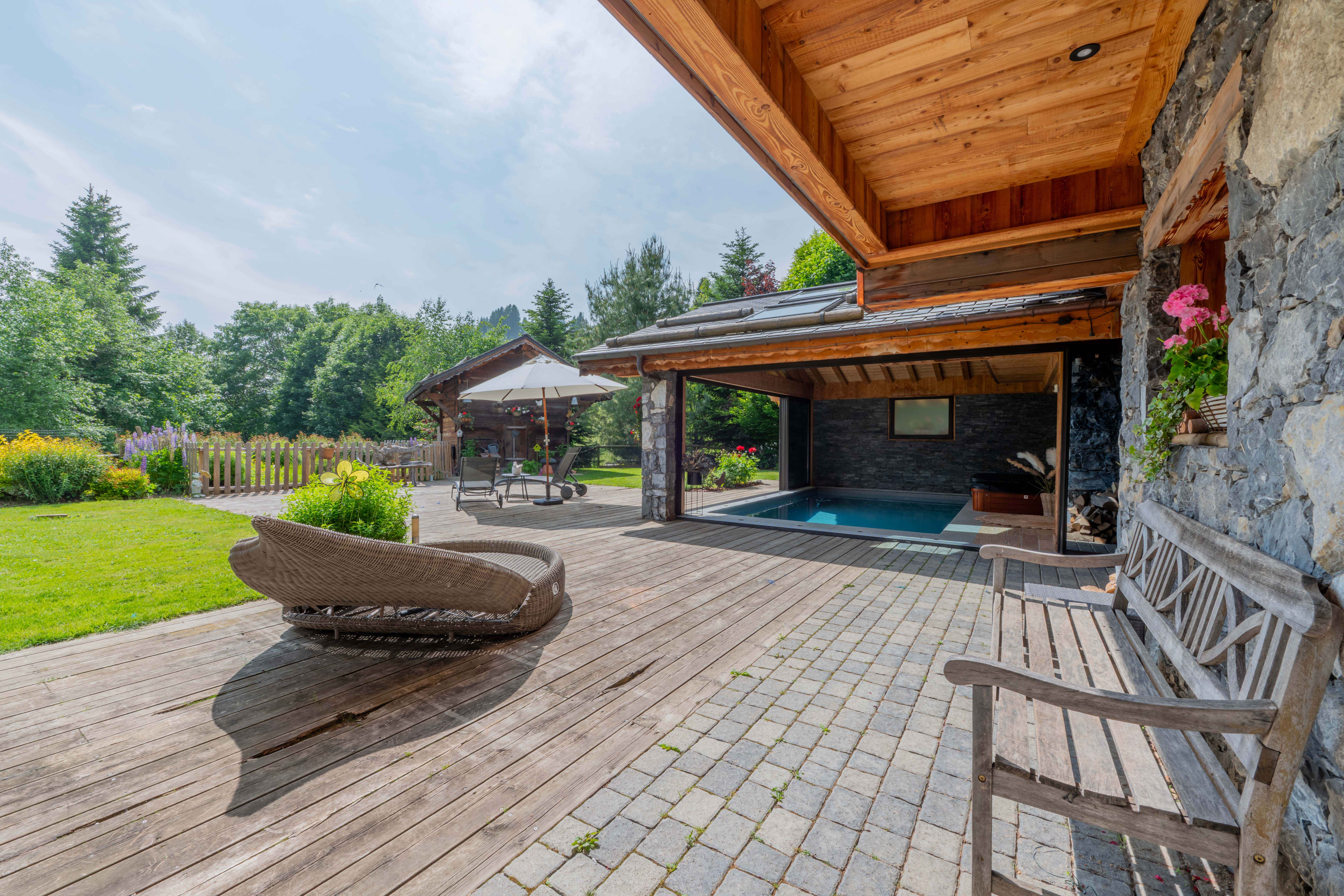 chalet-les-gets-JARDIN