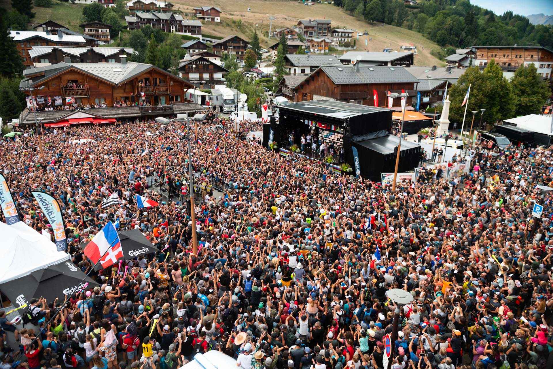 2022 08 27 wclg22 dh public podium leo grosgurin hd 5641 - Attribut alt par défaut.
