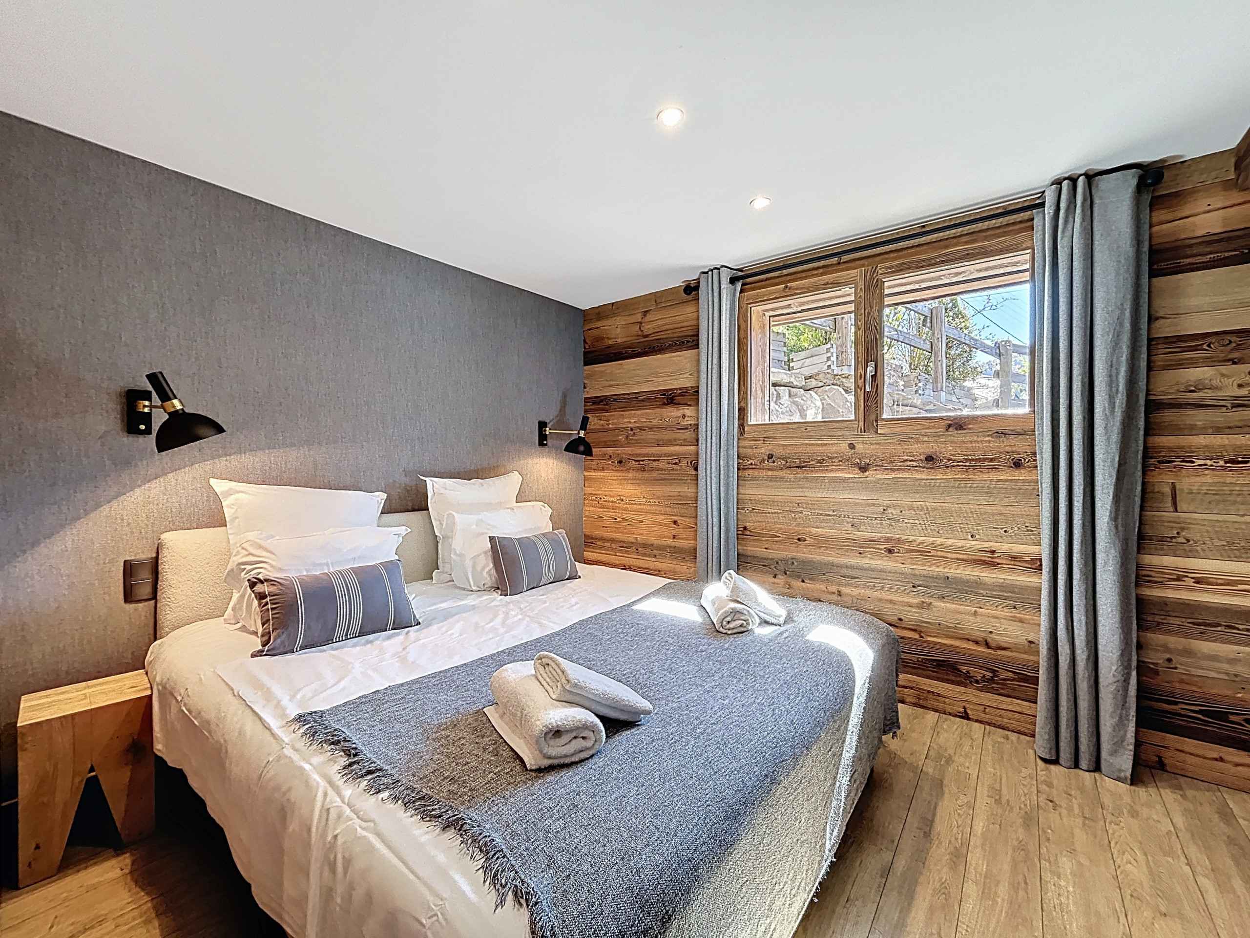 1759156767db6fdad2e6654a261bb50c7545cc018e - Attribut alt par défaut.