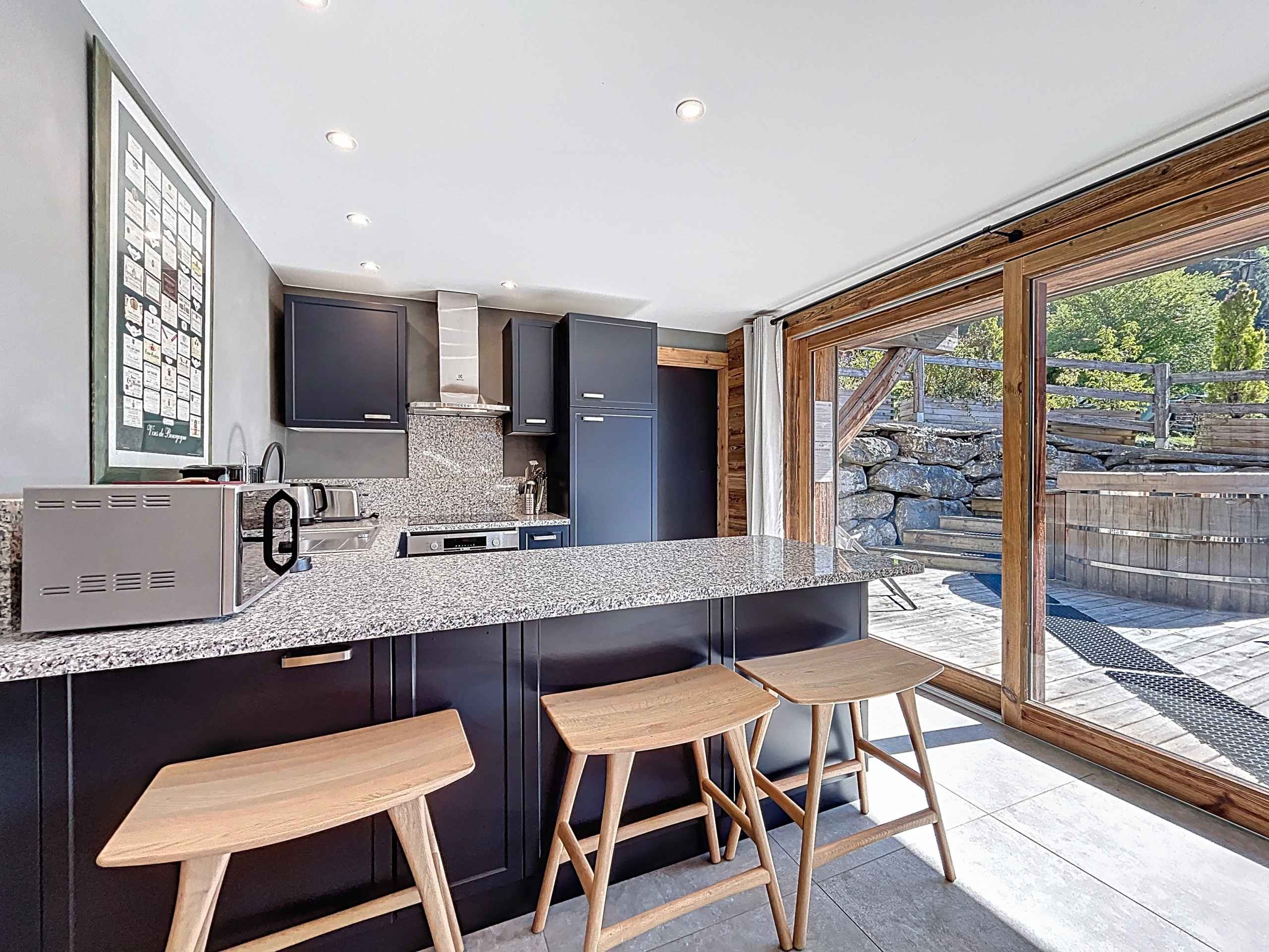 17591568080605fbfce49e1a1866e81696cc6ce594 - Attribut alt par défaut.