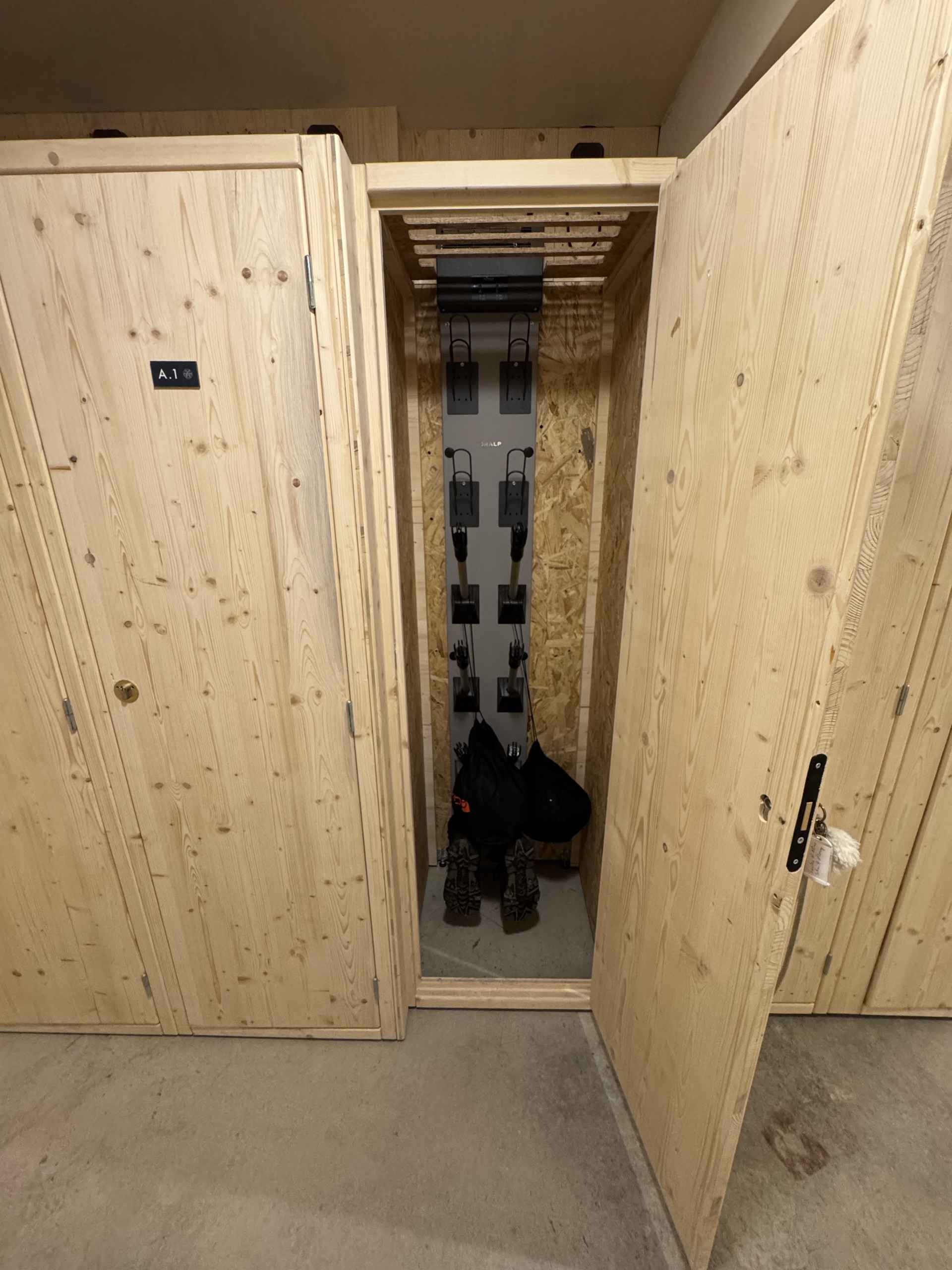 1758024888fb91ae06278fc1de2a2e2f4684c31c4e - Attribut alt par défaut.