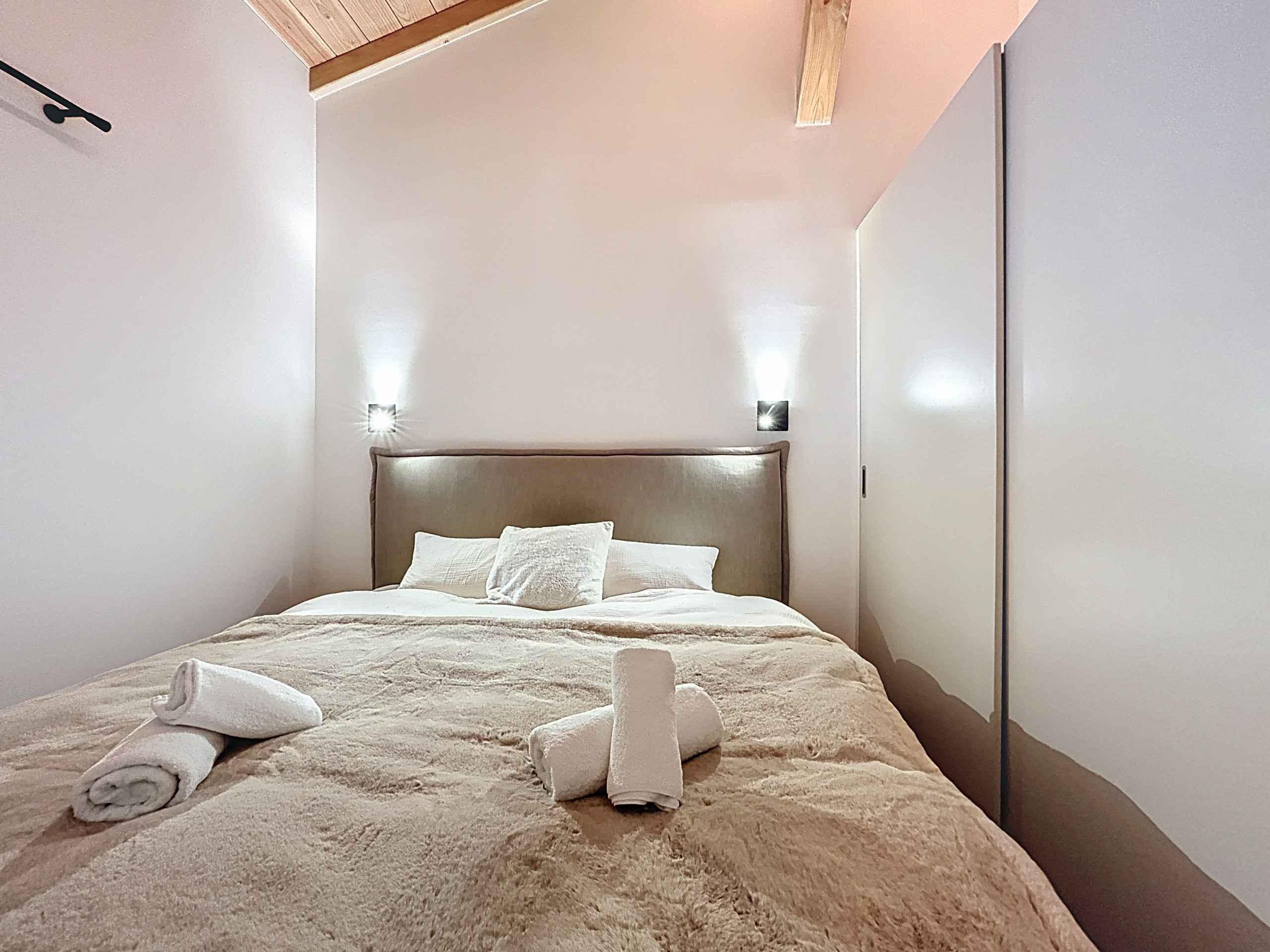 1758011339faf8316cc40457ec19c1a40604d2a2d5 - Attribut alt par défaut.