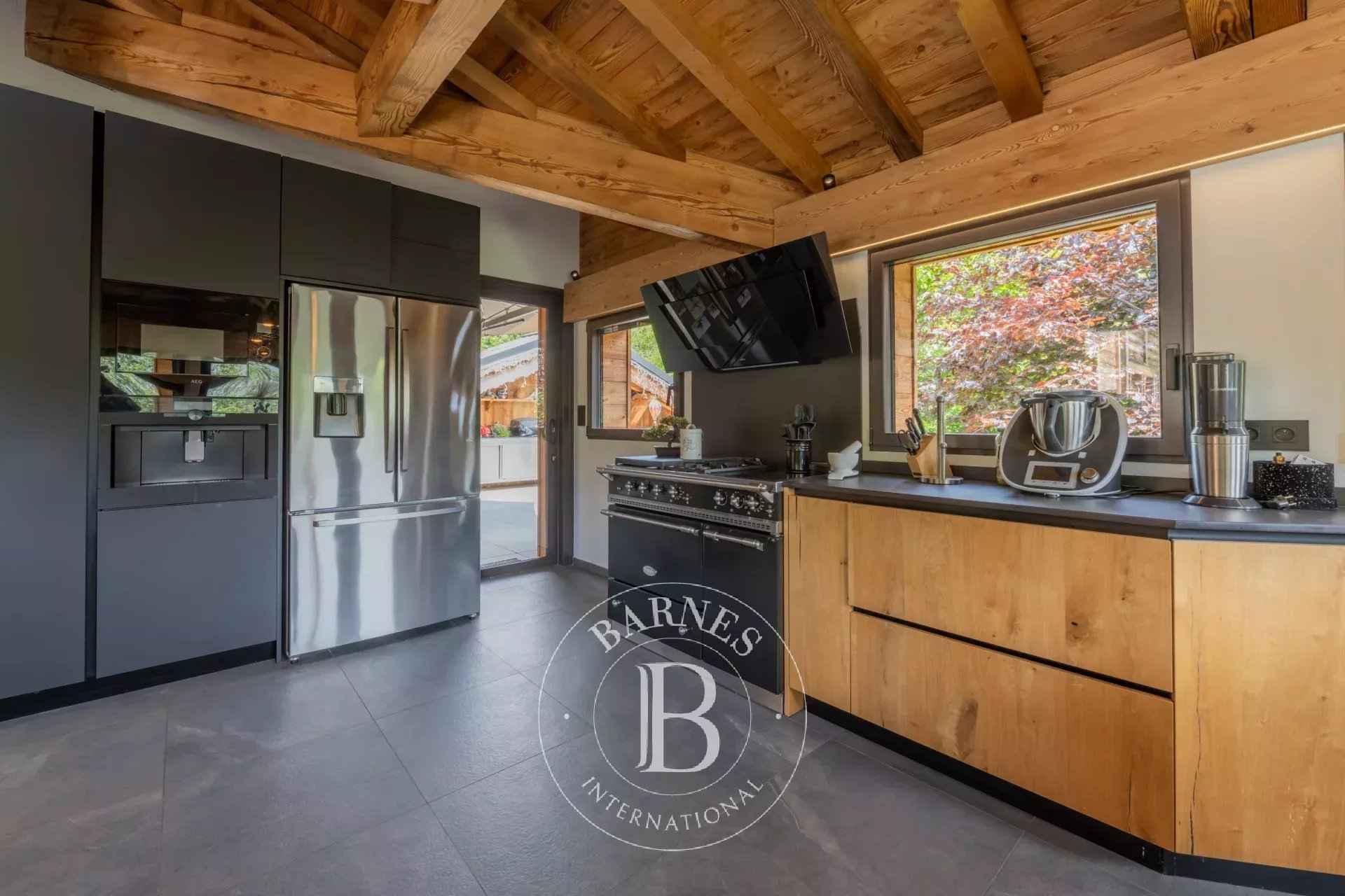 636a9c0a9f408e3ea90bcc1dbb142b48 db88706a65 1920 original - Attribut alt par défaut.