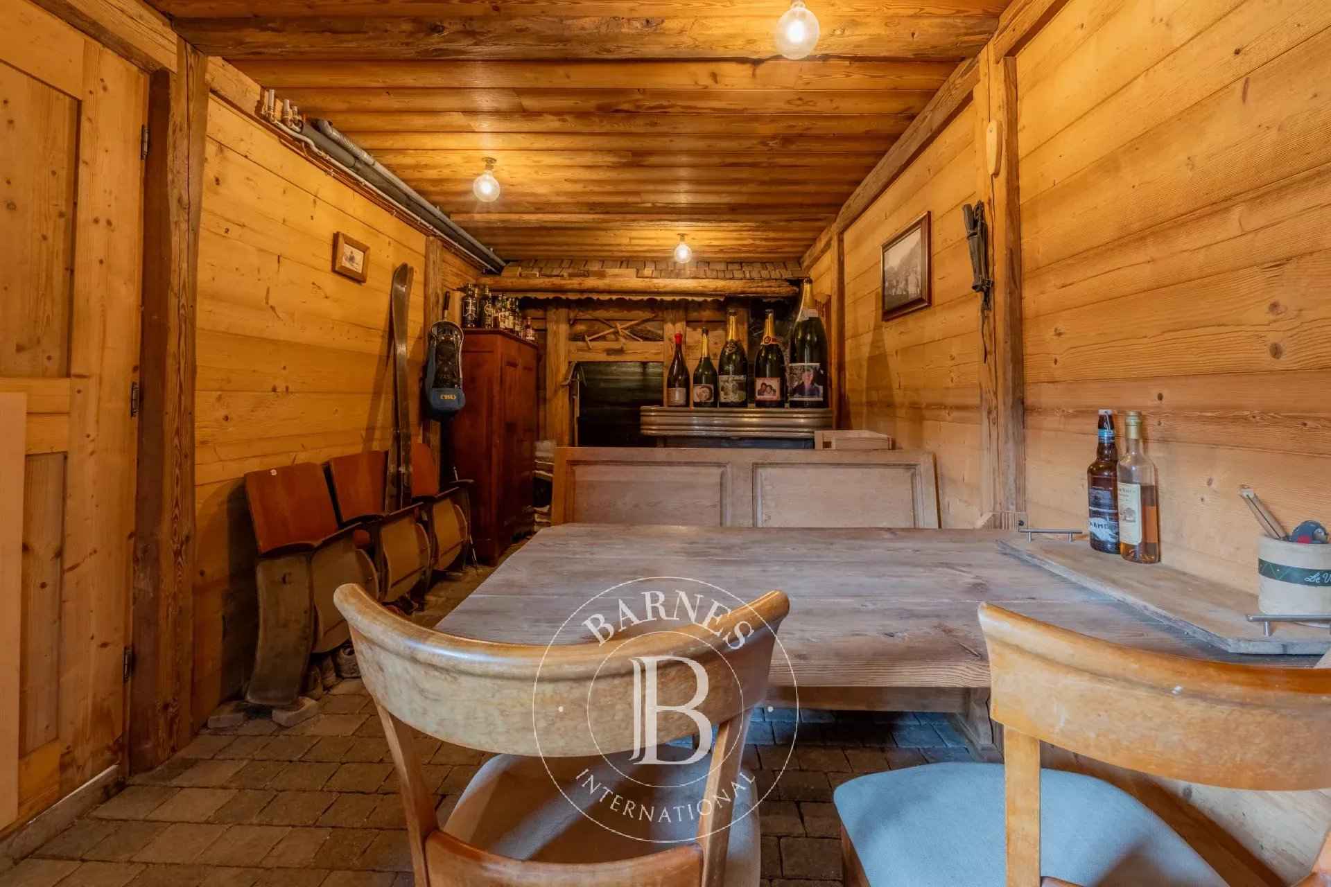 Cc27dd3410d21131b8bd9636c924c33e dd371ff9d3 1920 original - Attribut alt par défaut.