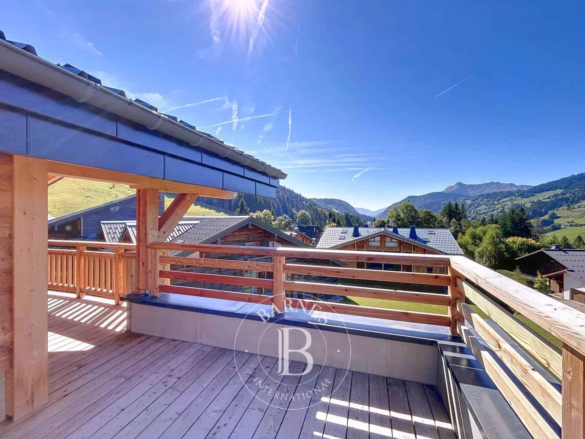 9901ca1df48802d3e049215b19ea68d1 35b437a799 1920 original - Translation missing: en.helpers.application.image_tag.default_alt