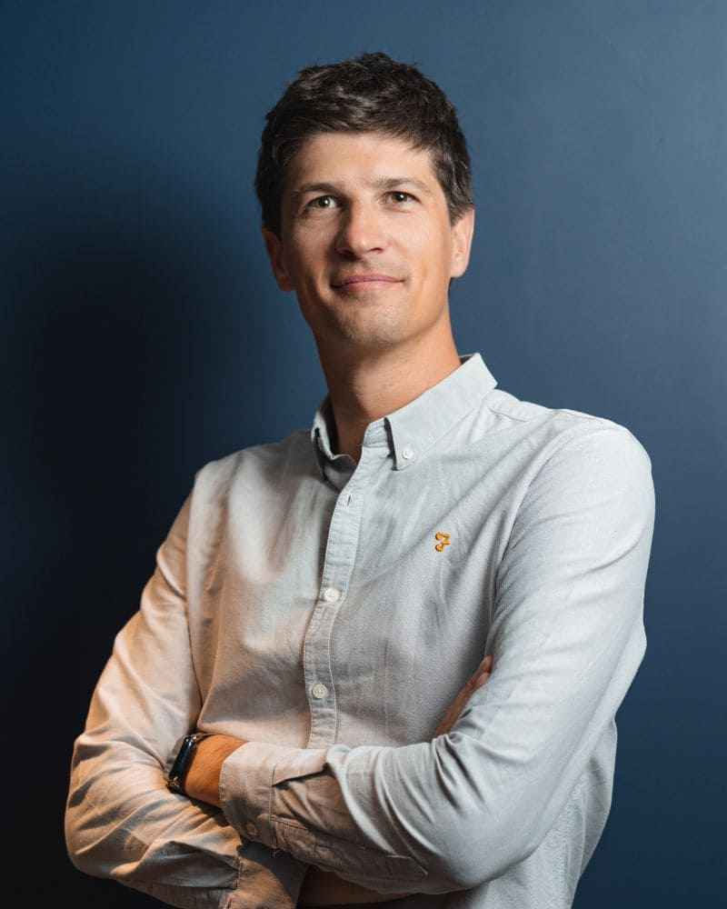 Clément NIQUE - Directeur Associé - BARNES Portes du Soleil Clément NIQUE - Directeur Associé - BARNES Portes du Soleil