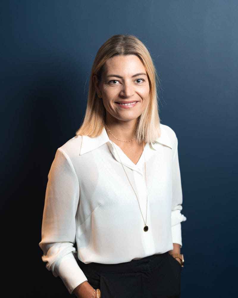Julie COPPEL - Directrice Associée - BARNES Portes du Soleil Julie COPPEL - Directrice Associée - BARNES Portes du Soleil