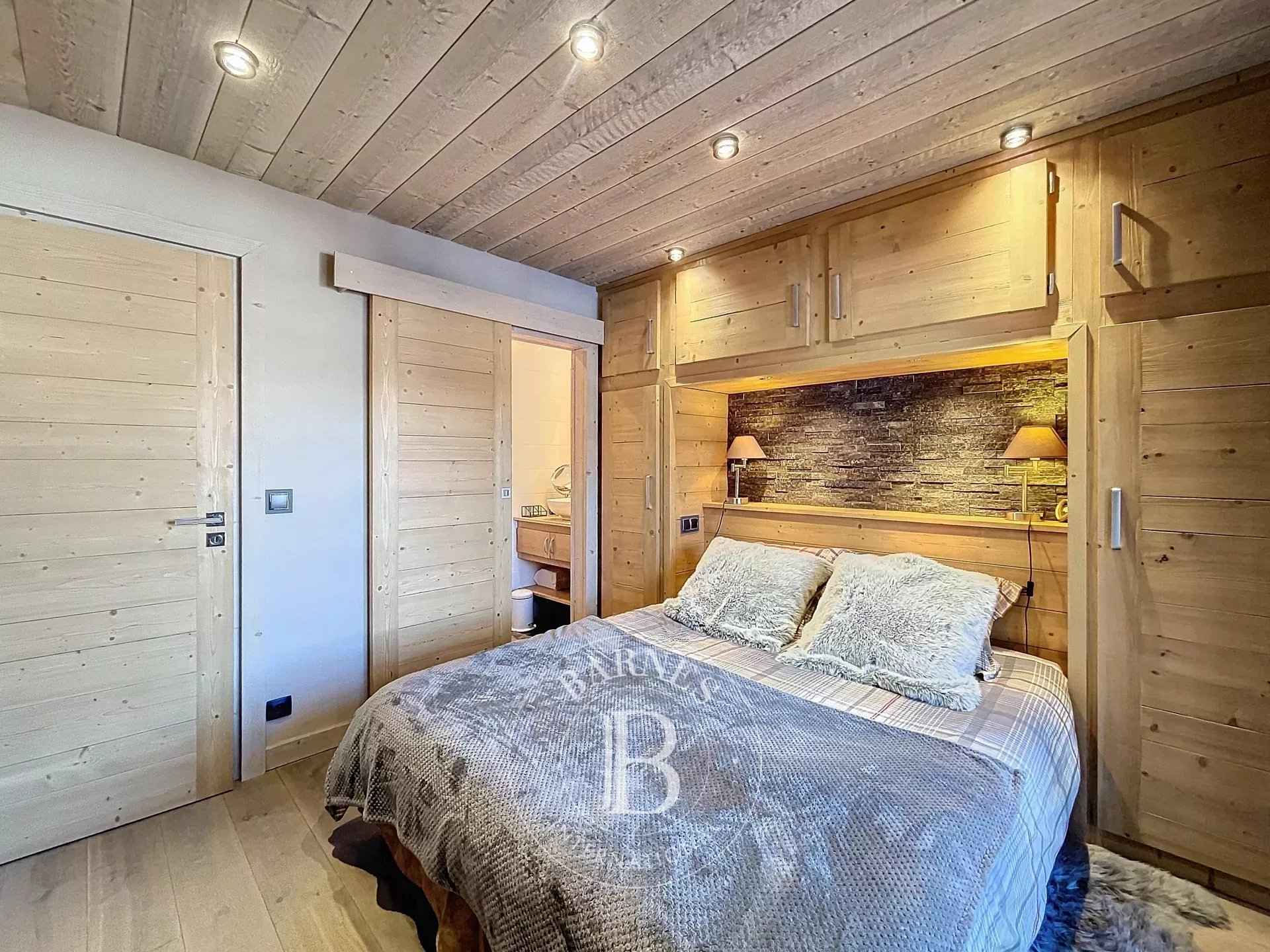 198b94eaa8448044cdc1c033affe9263 fd70ef089b 1920 original - Attribut alt par défaut.