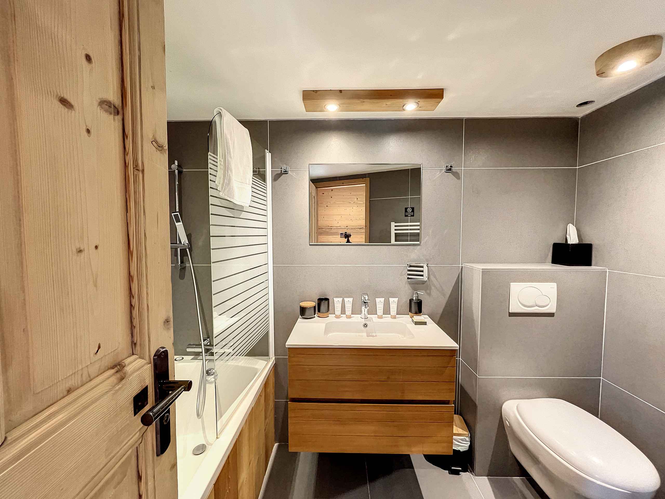 171112253963d37dc5f066758ebbc561feba9728ac - Translation missing: en.helpers.application.image_tag.default_alt