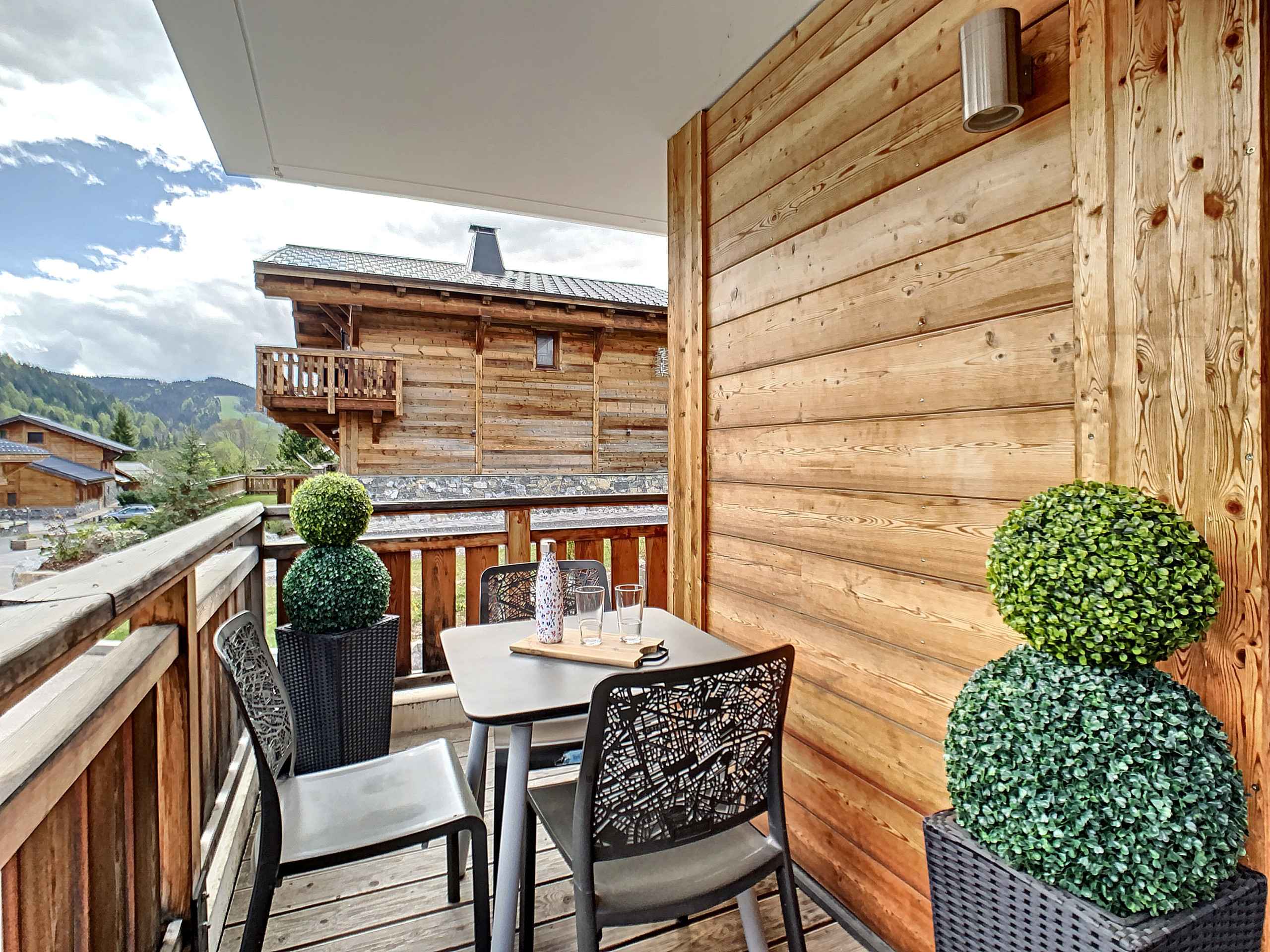 170904455986465d2d6f1d80433ee7f107ff7bfa24 - Translation missing: en.helpers.application.image_tag.default_alt