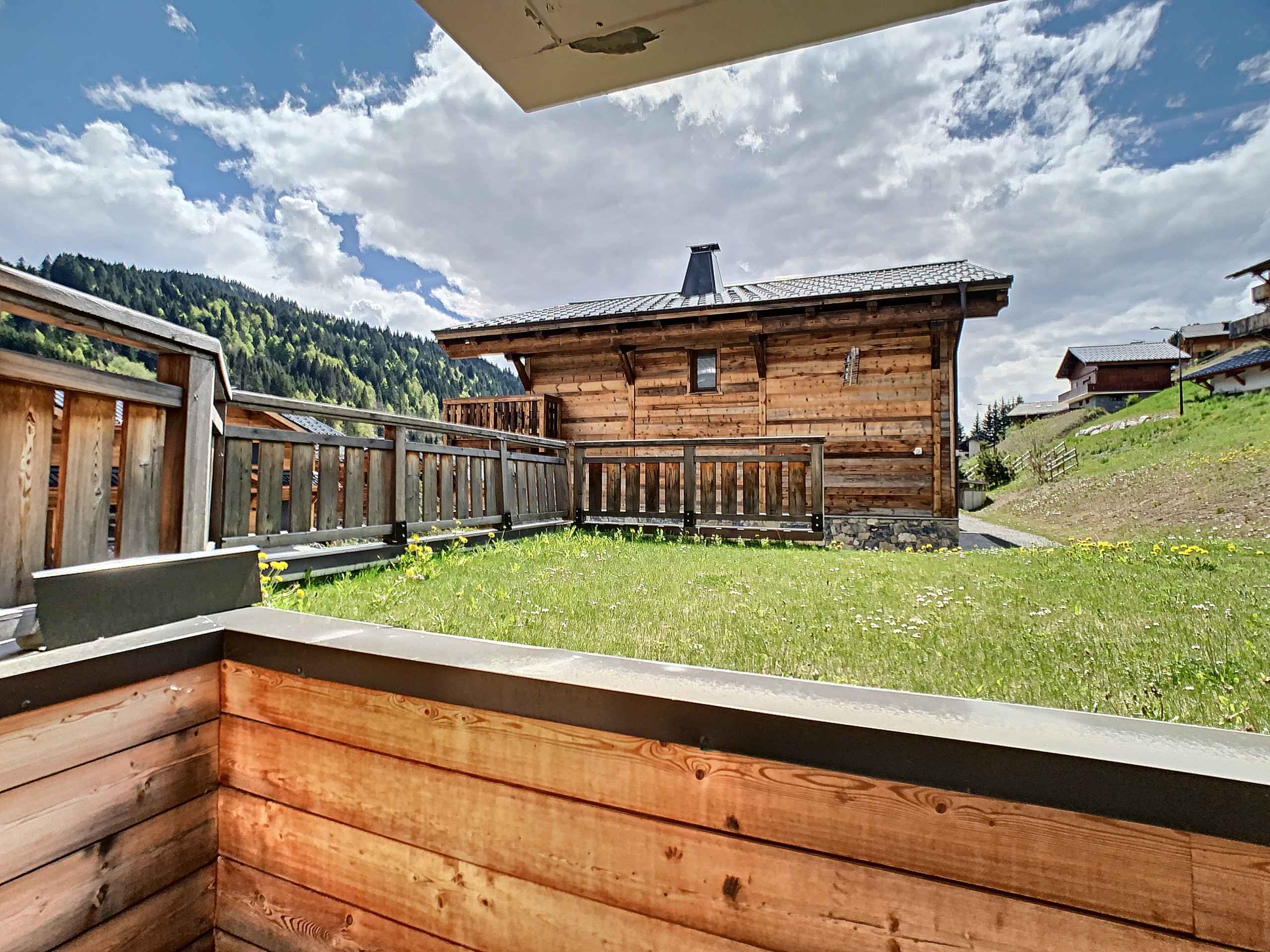 17090445588d497c2d8e97f8cab9829c17631a5a8c - Translation missing: en.helpers.application.image_tag.default_alt