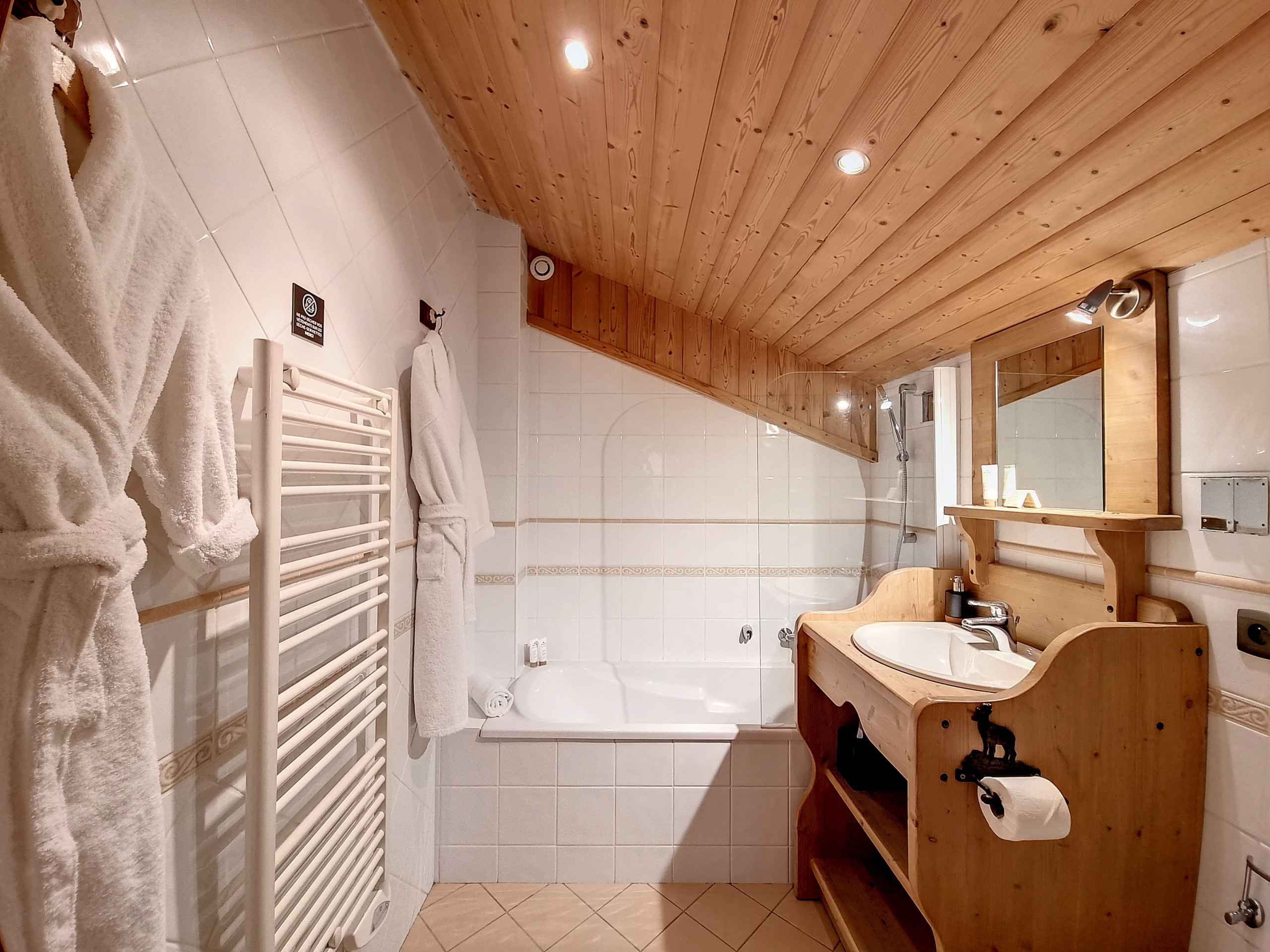 171078026103ae5cb246d912837b7012d1141626e2 - Translation missing: en.helpers.application.image_tag.default_alt