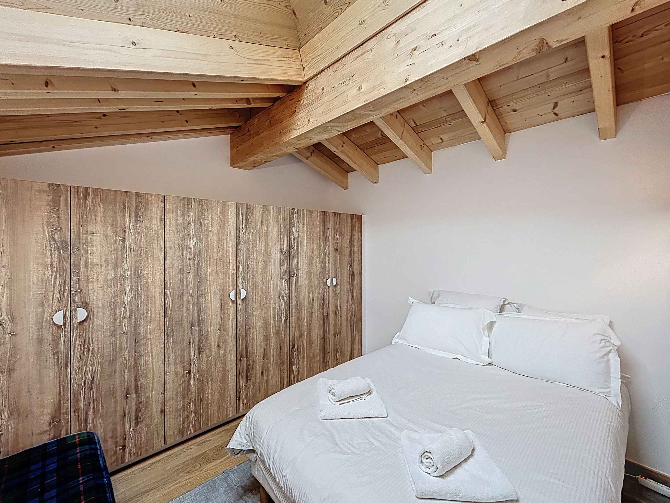 17633925979c52c3fc4650199cec37e7581d88367e - Attribut alt par défaut.