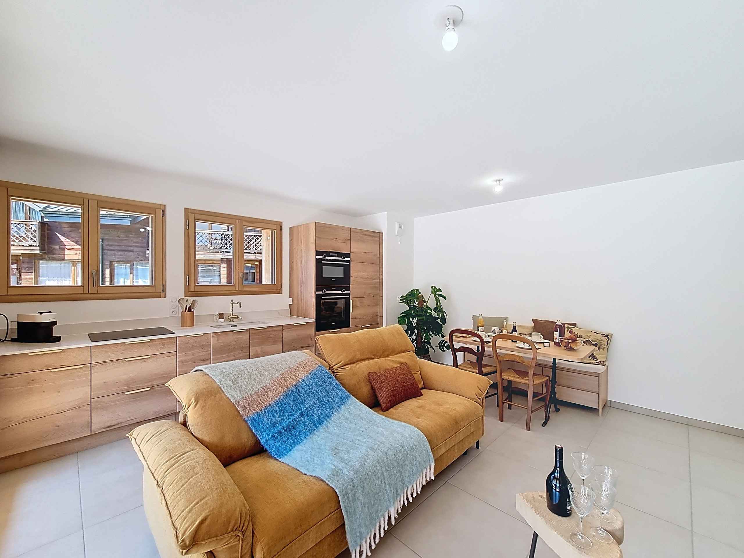 1755000667cebc7a426b95a8a4b643002236462d24 - Translation missing: en.helpers.application.image_tag.default_alt