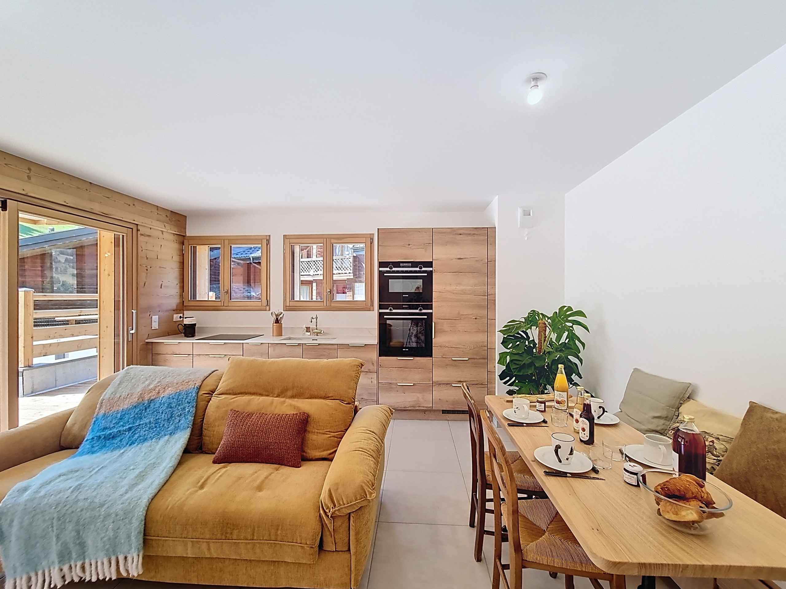 1755000665e695c2f371185b47dbc7737ed309a5b1 - Translation missing: en.helpers.application.image_tag.default_alt