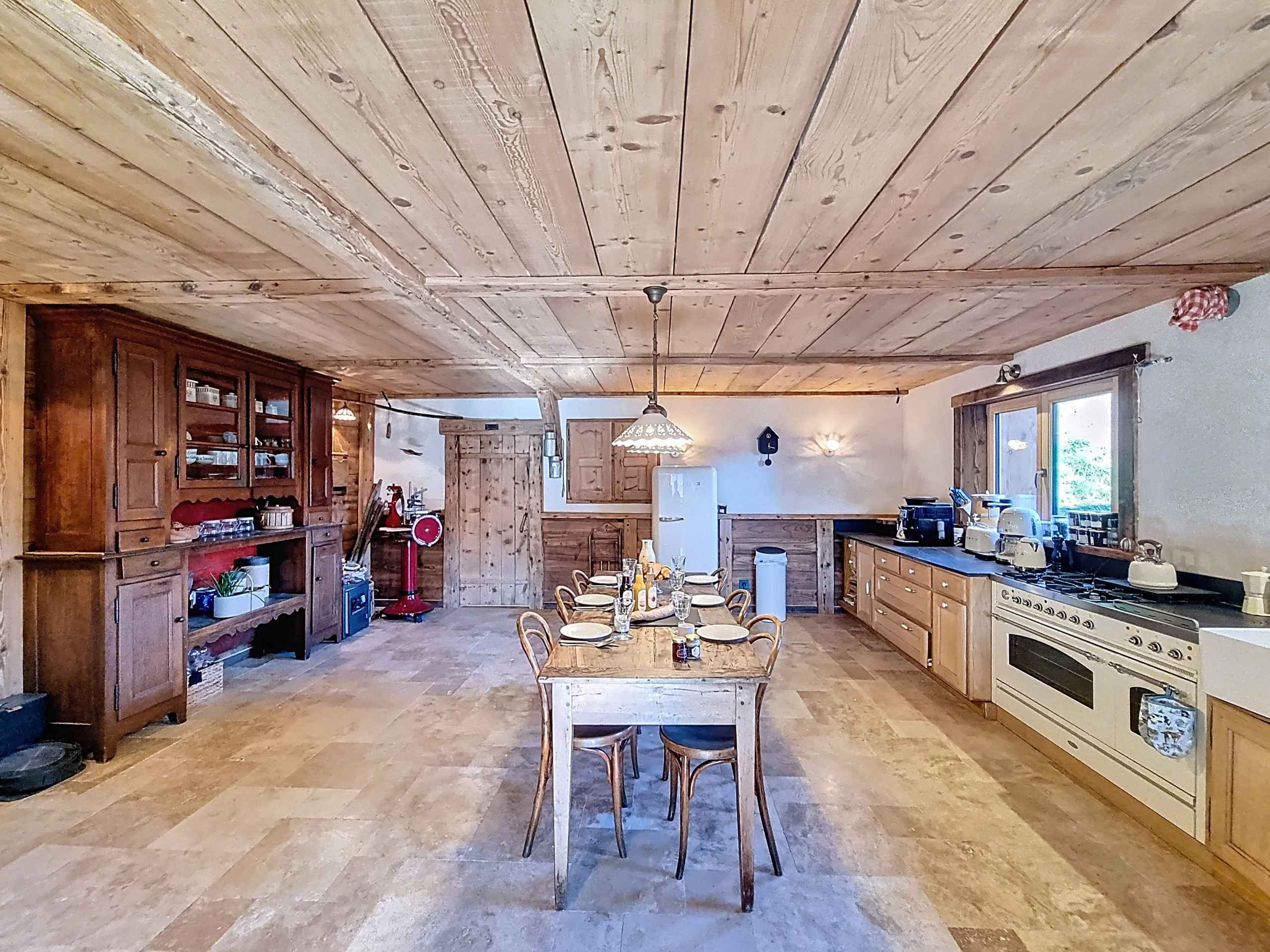 17623605596b5585deac8788f8a477840b9138693f - Translation missing: en.helpers.application.image_tag.default_alt