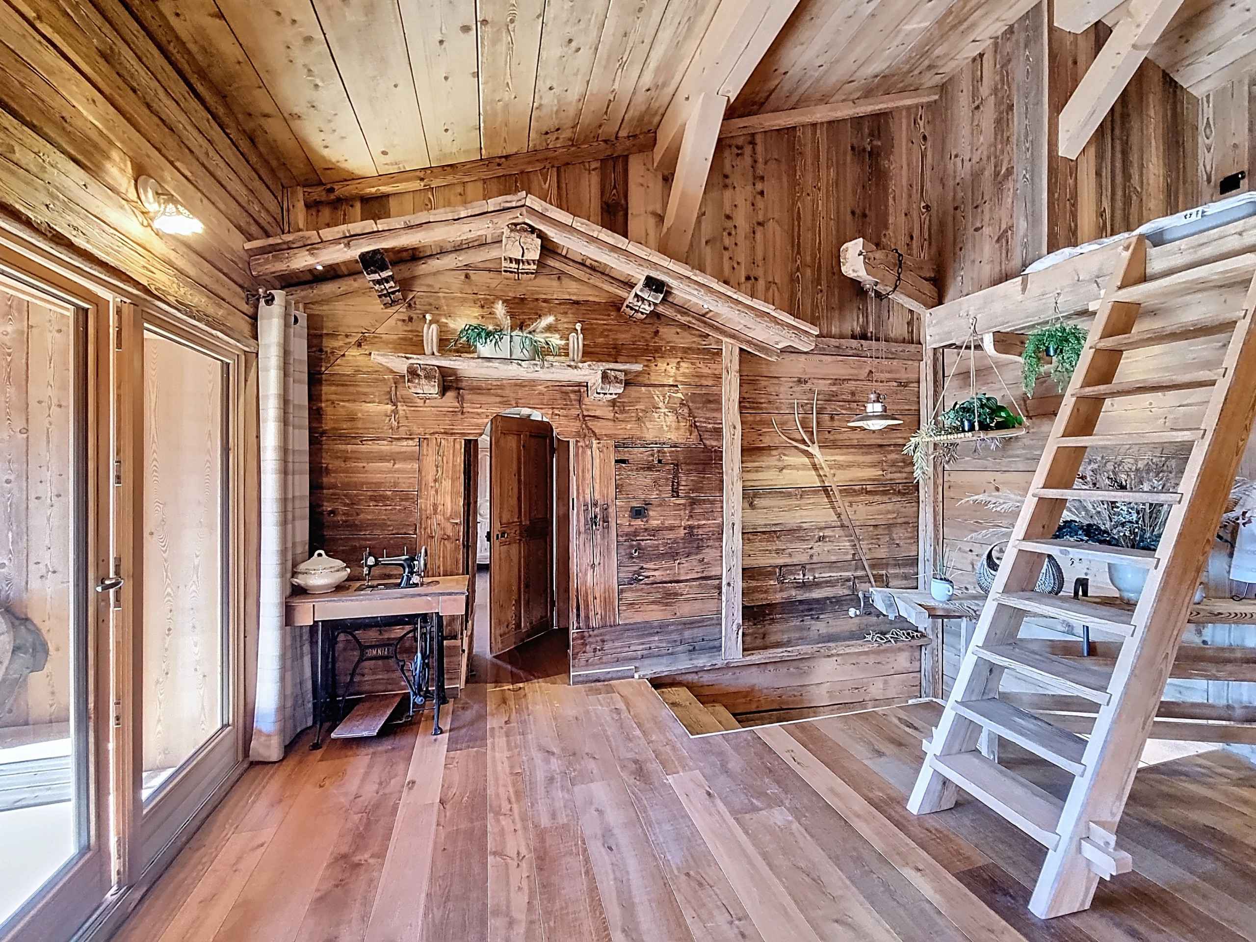 1762360469246977b0aafd4089939ef767fad1d346 - Translation missing: en.helpers.application.image_tag.default_alt