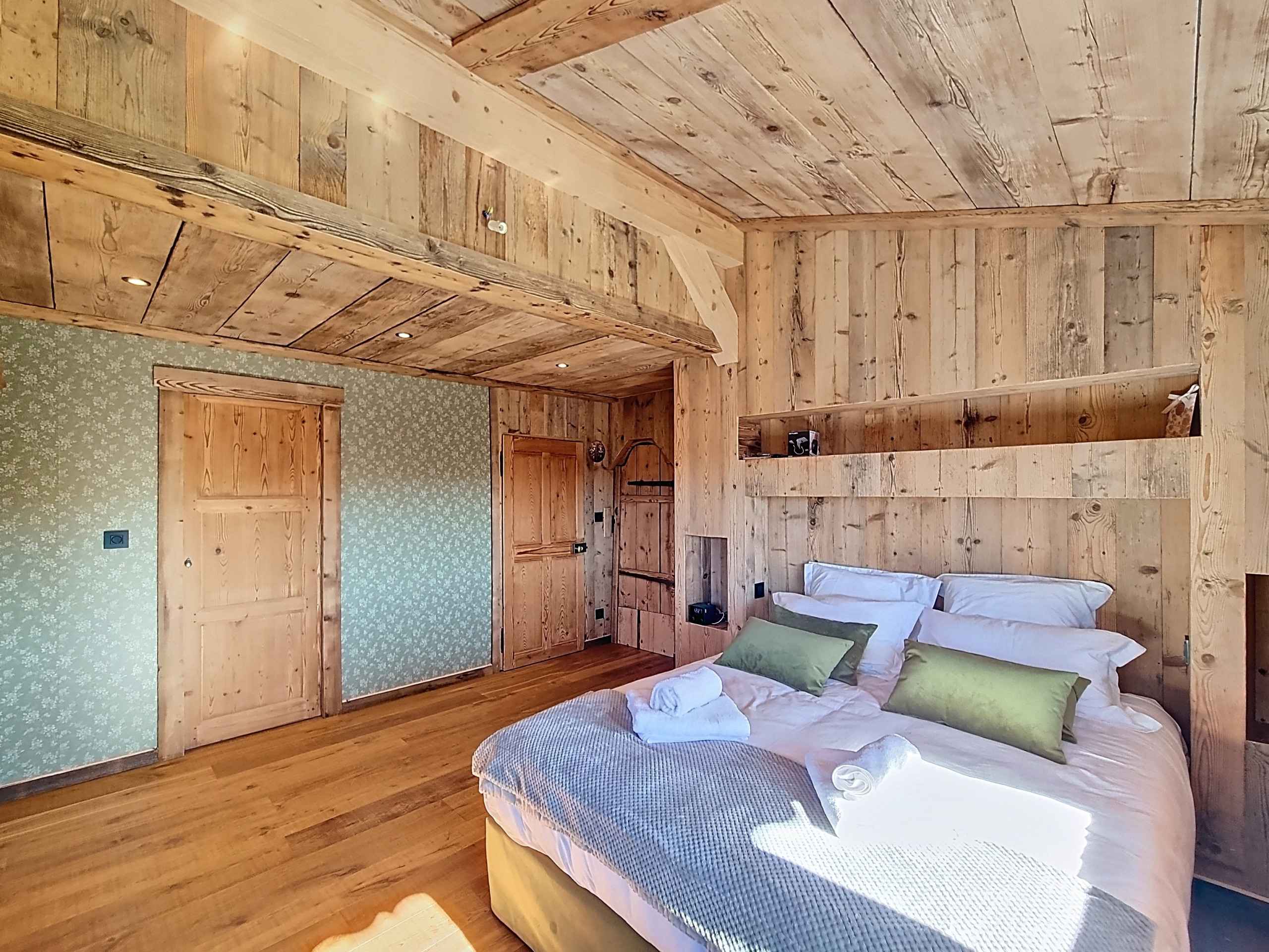 176236047660f500b0b17868c71475b1e0e8b56e7c - Translation missing: en.helpers.application.image_tag.default_alt