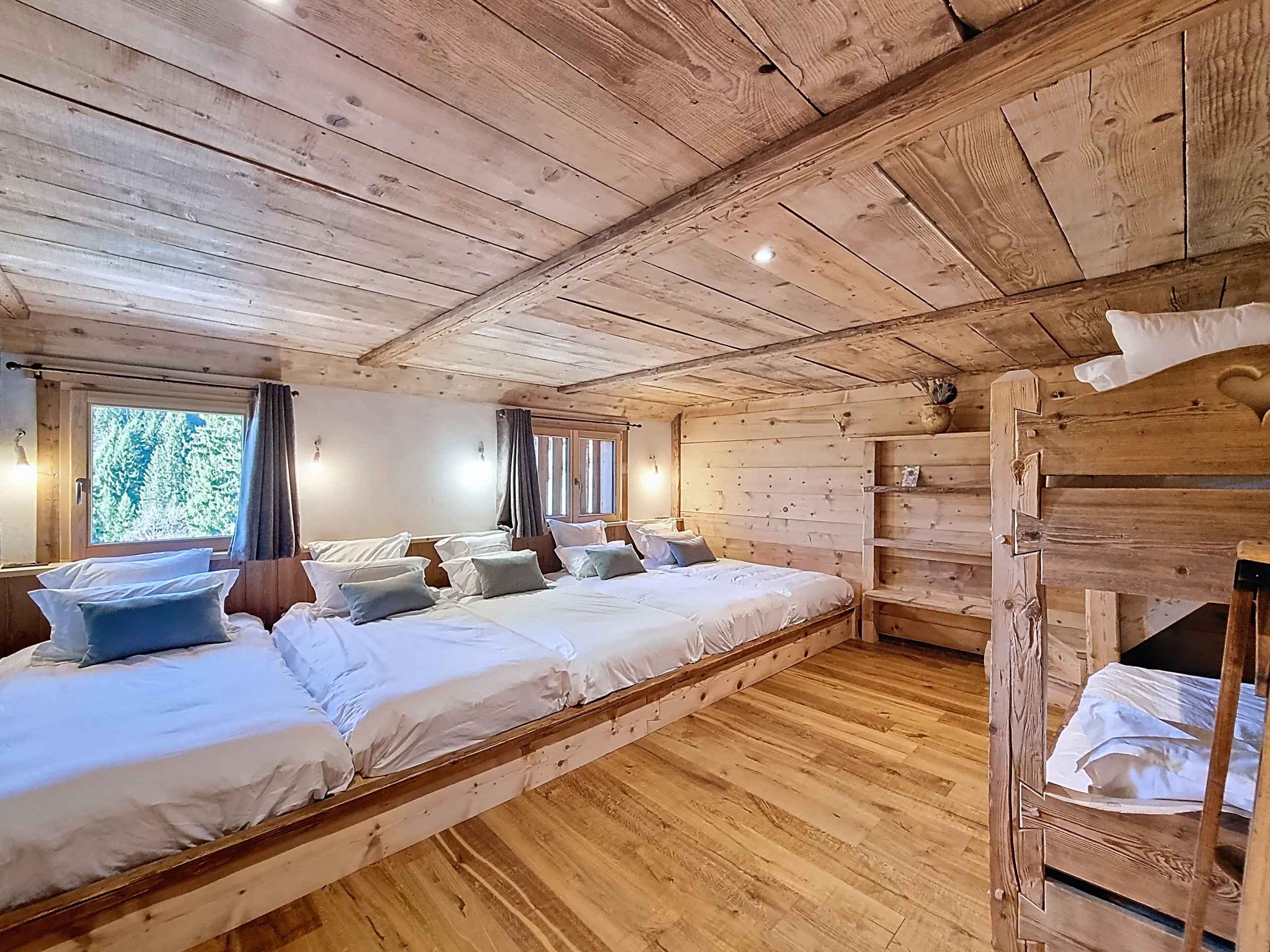 1762360514c16282581bd5394b39ea41c2e2640383 - Translation missing: en.helpers.application.image_tag.default_alt