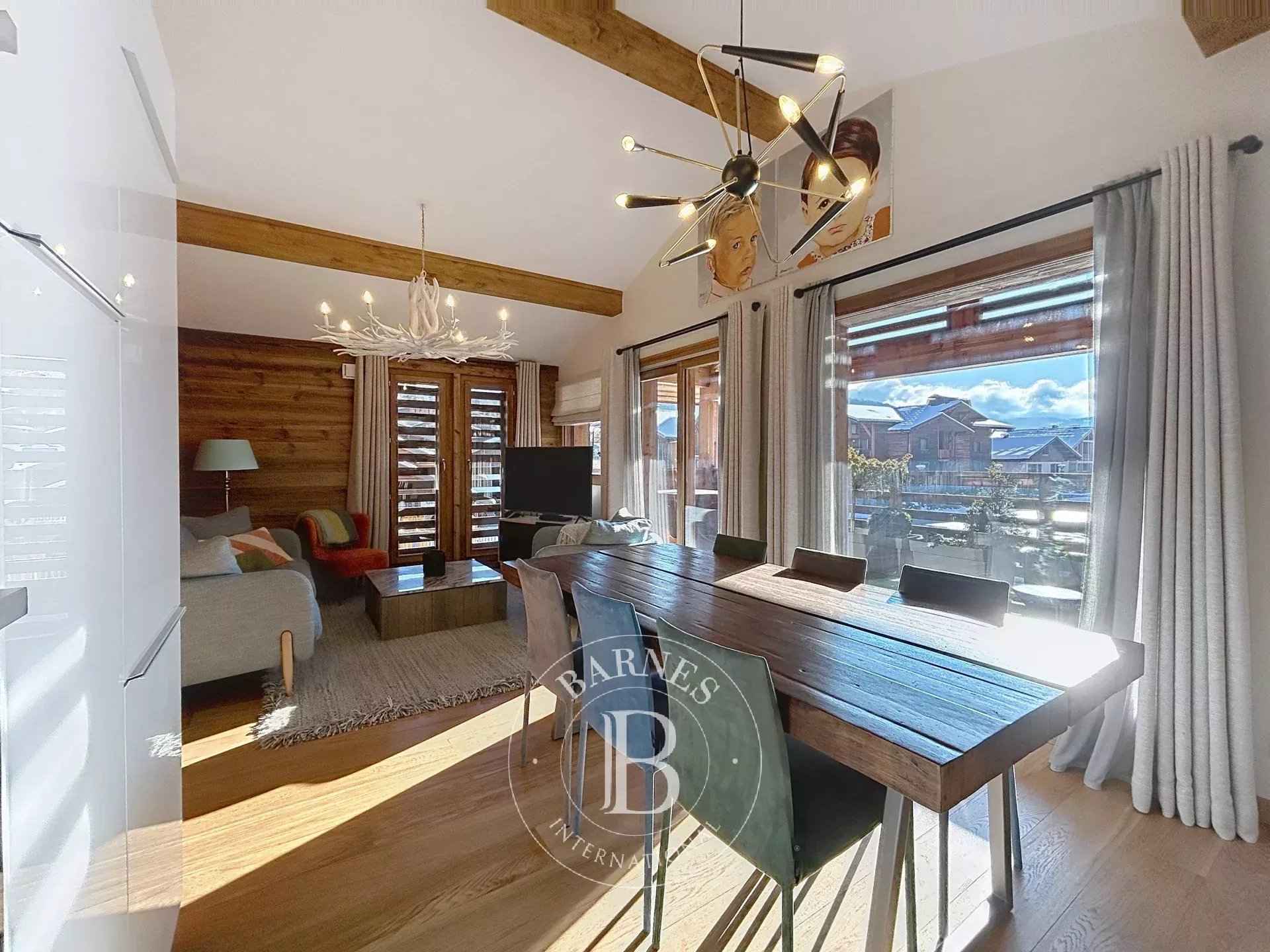 F2bdd3f9cf377474415e422252c25e75 aed7f2521e 1920 original - Attribut alt par défaut.