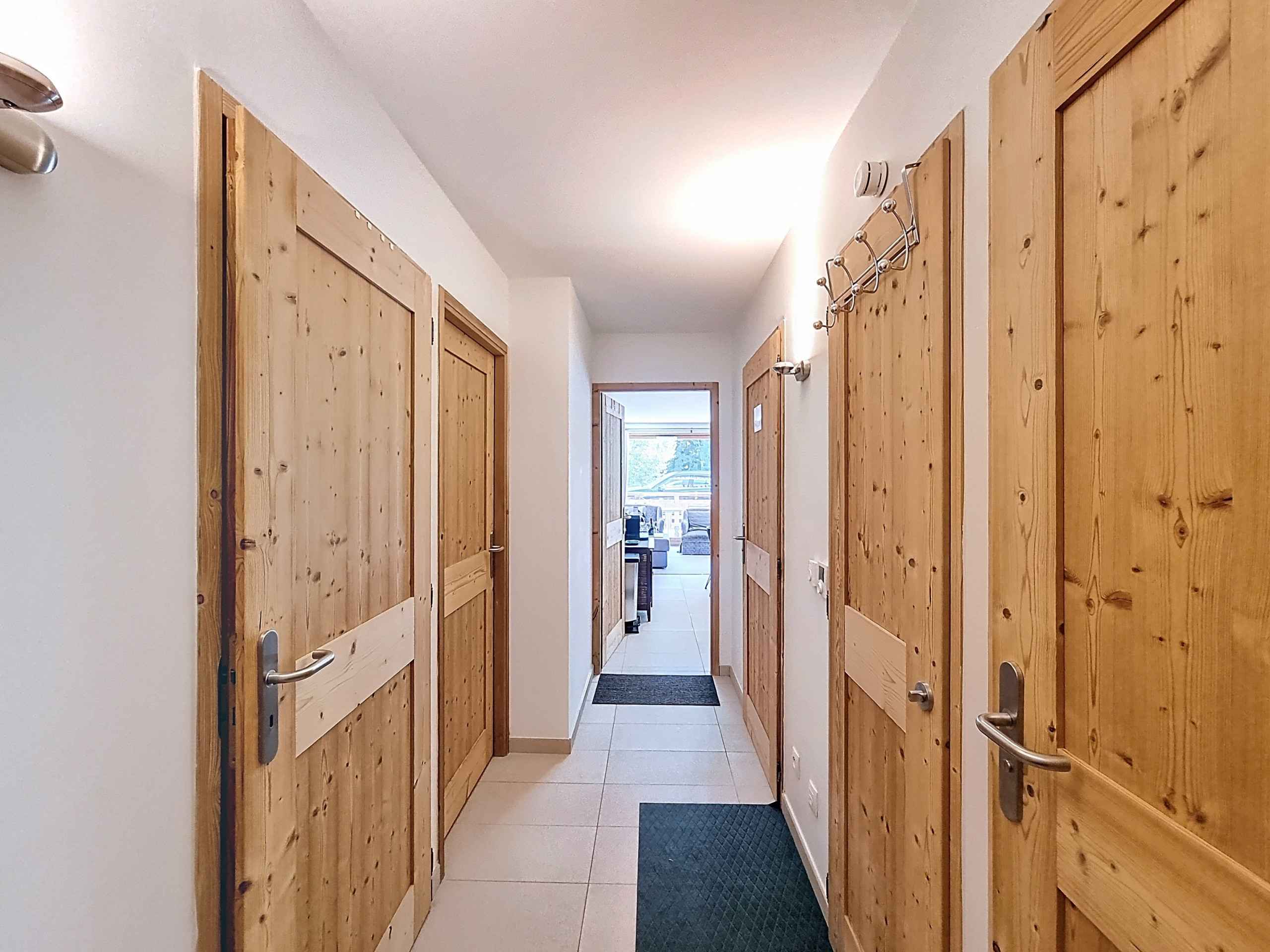 1756905514a8a2d125ecc11ac06fffa4d00d93bdcc - Translation missing: en.helpers.application.image_tag.default_alt