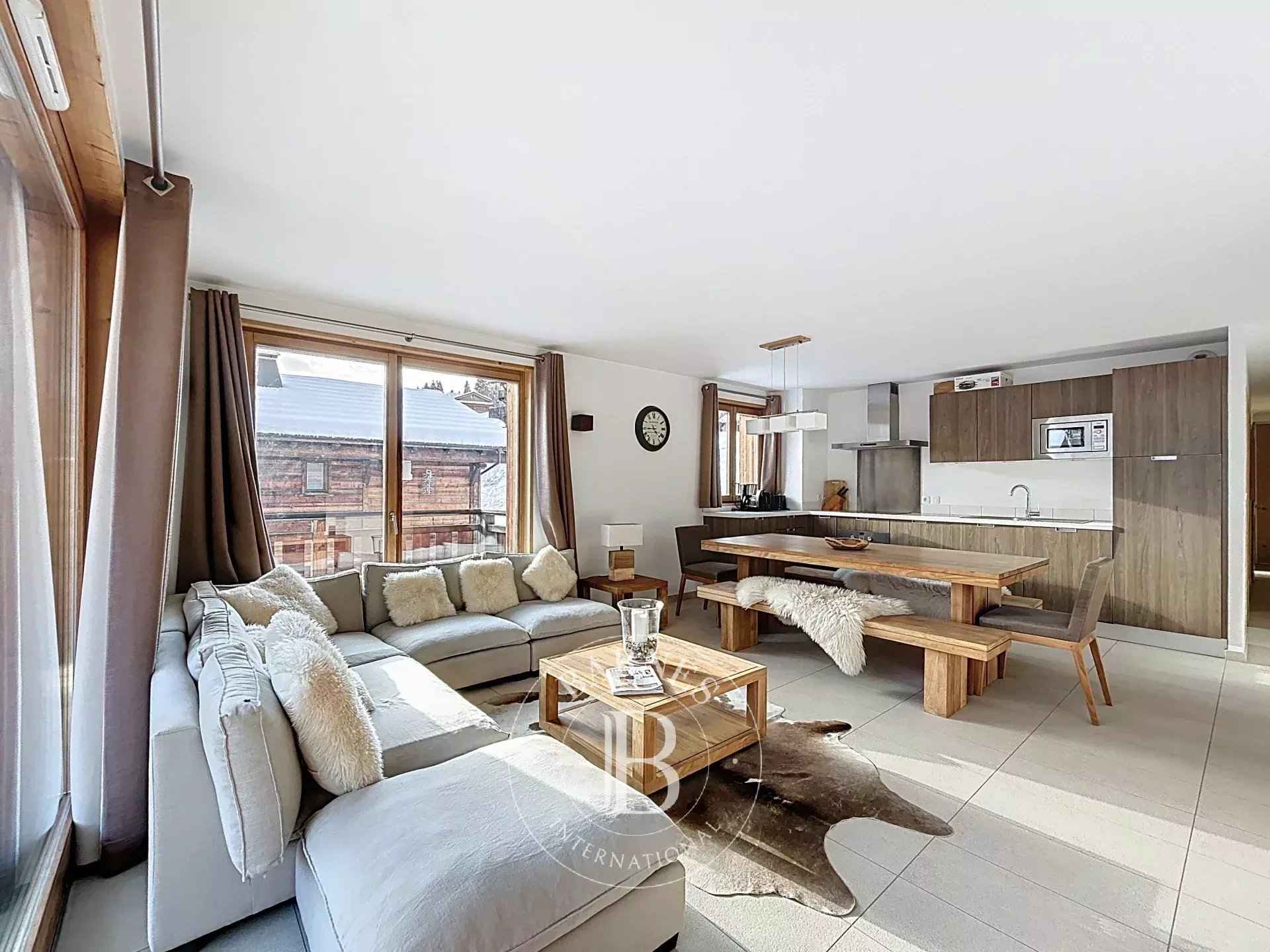 3483eb258ddf983a2e67246167a65422 cade9131c9 1920 original - Attribut alt par défaut.