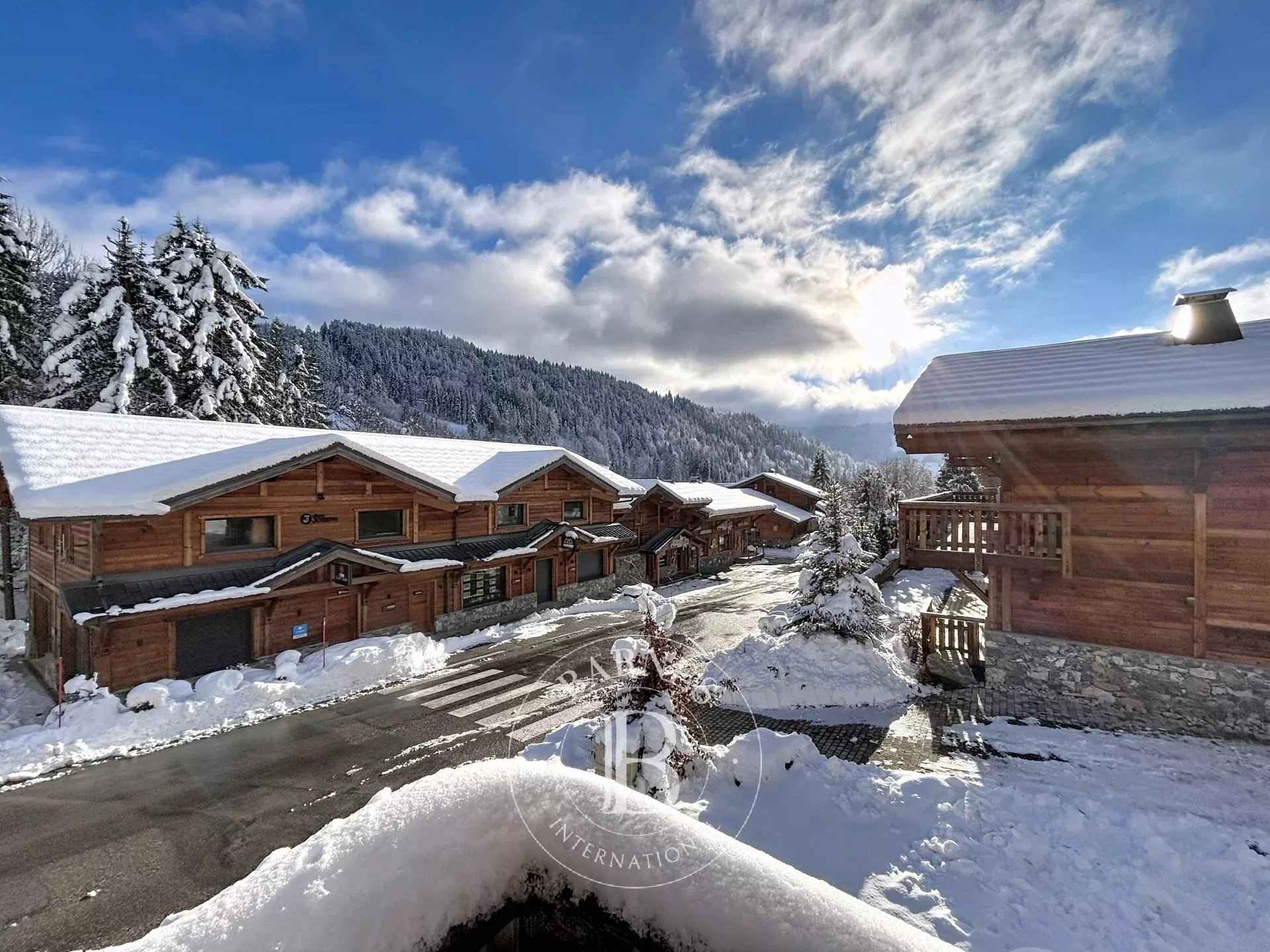 C23427e1e6279bce96a392ce6de82f41 5068d50431 1920 original - Attribut alt par défaut.