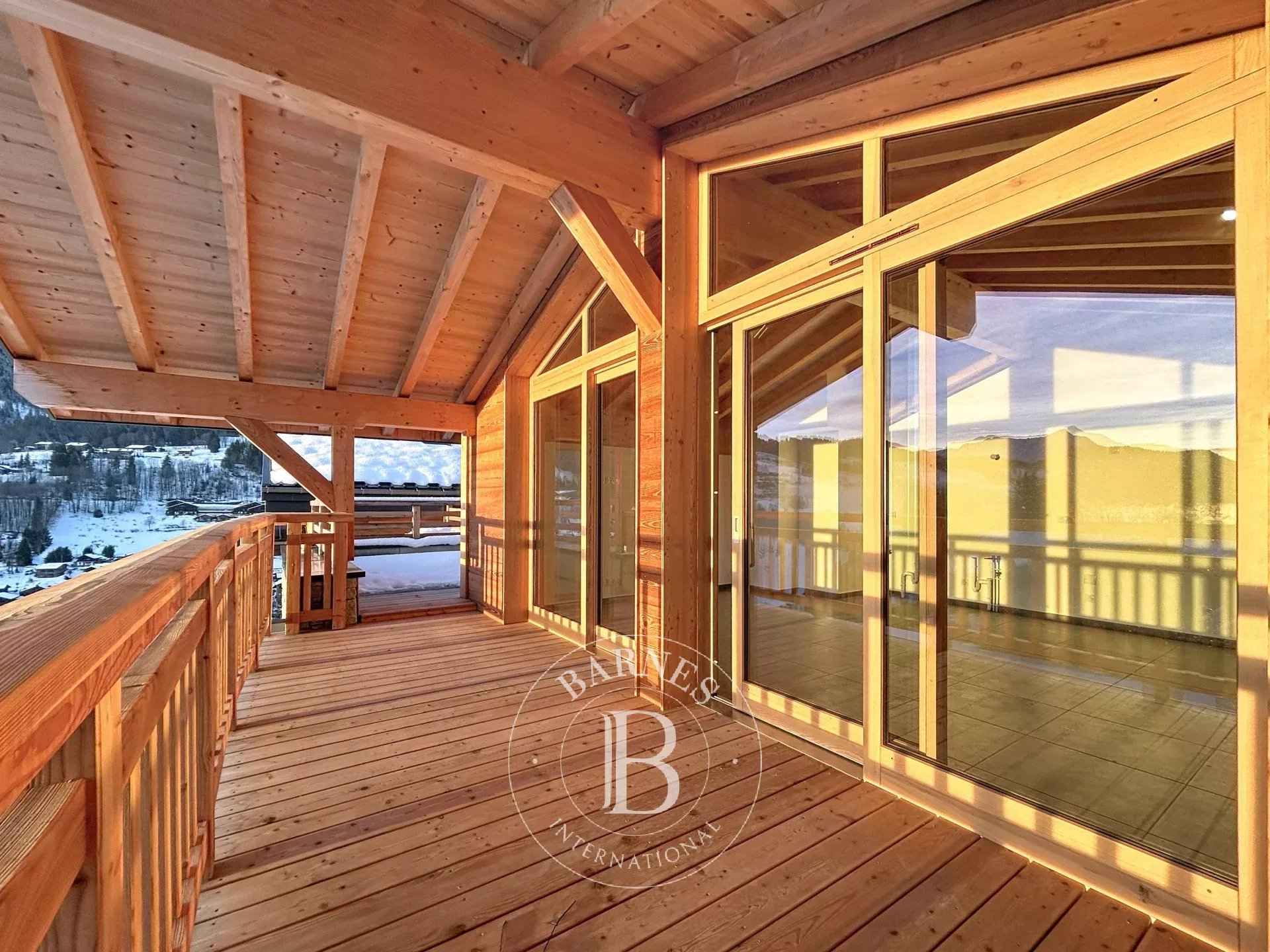 055fa685b5938dcceca73a6b3d6d033d 1533e55798 1920 original - Attribut alt par défaut.