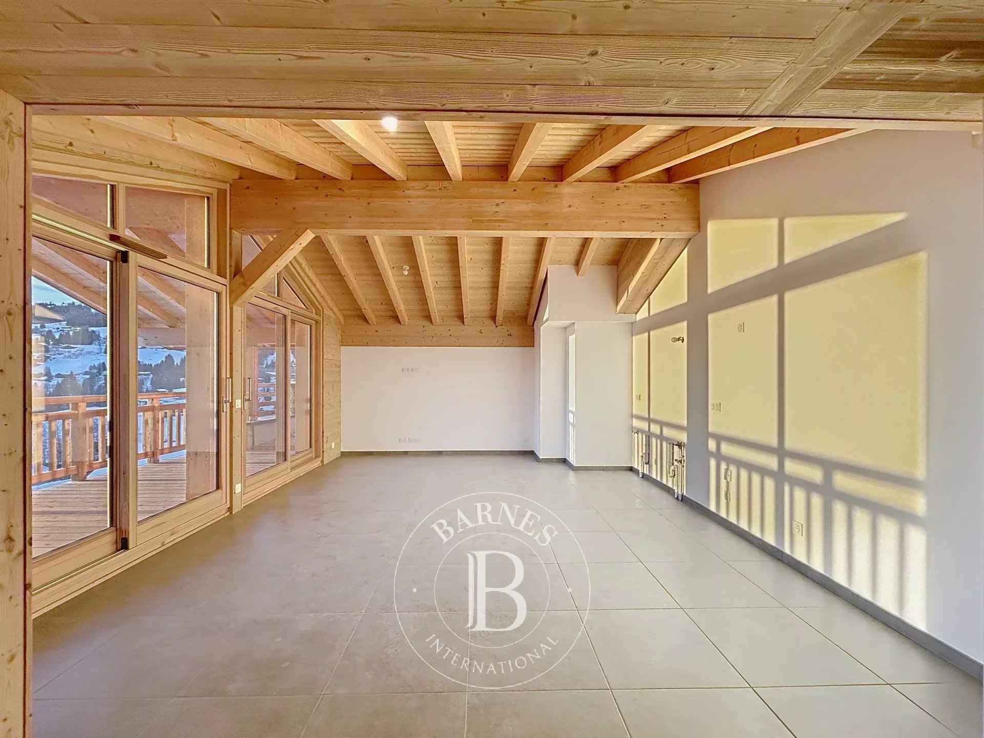 C1181e6bae518eef11b85ccf7c9e4b7f c41a54a9bc 1920 original - Attribut alt par défaut.