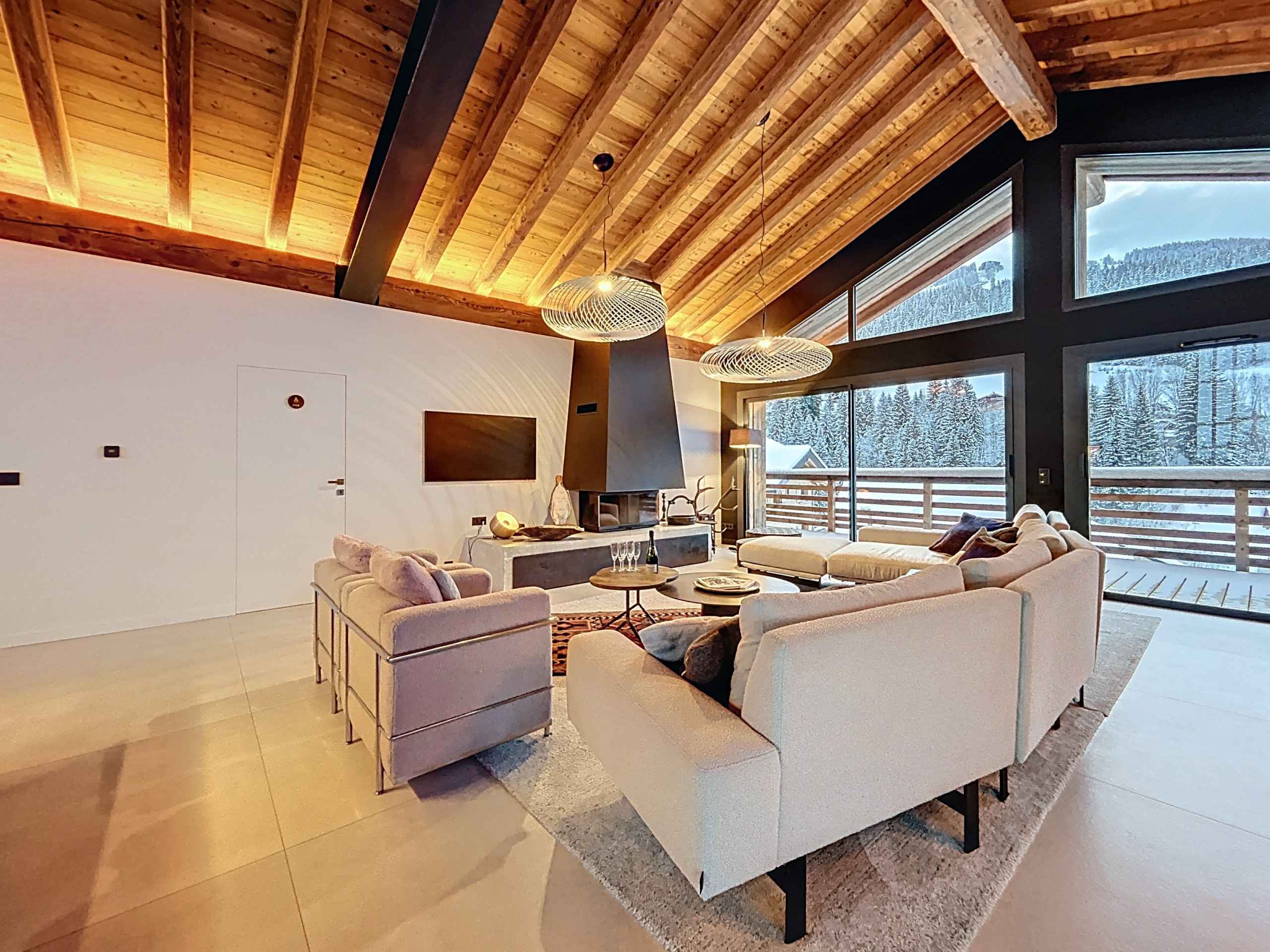 176460699909ac147aa7db41d0709bfb05c1c75d36 - Attribut alt par défaut.