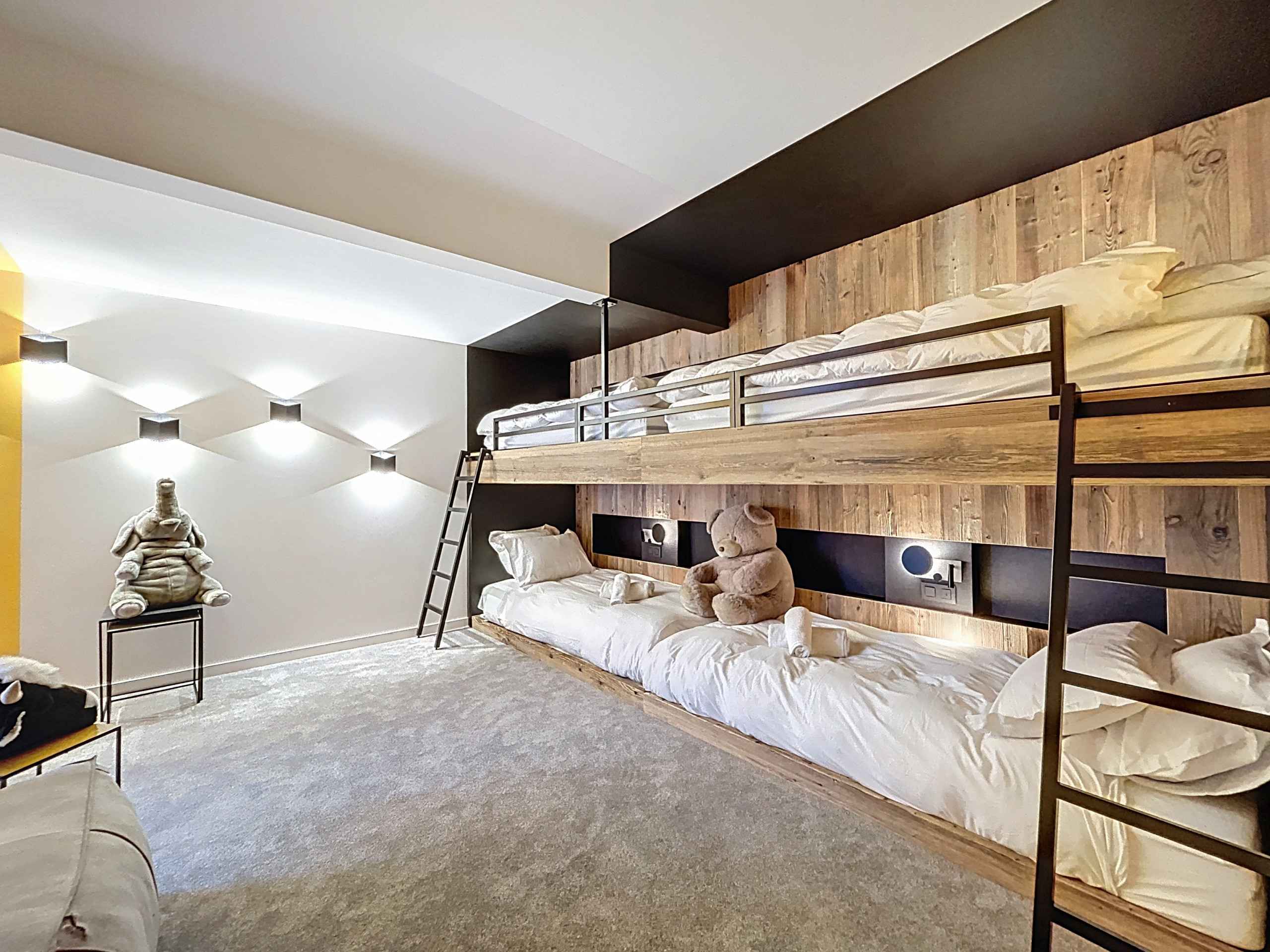 176460699643a646ec100afe00c3c704a3ce46f25b - Attribut alt par défaut.