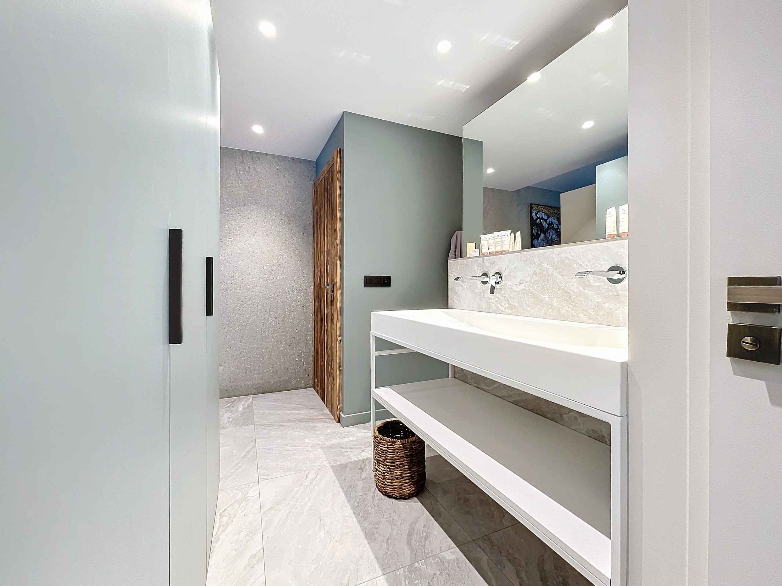 17307969682ee27bc0b25e416982ae3dcdee658afe - Attribut alt par défaut.