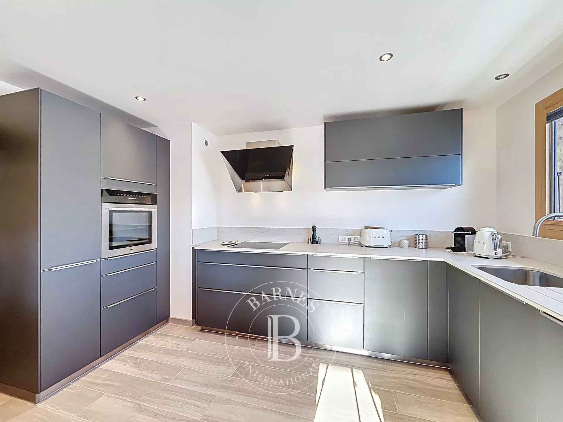 6df13a2f9cb757361596c861d90465d9 2febd27060 1920 original - Attribut alt par défaut.