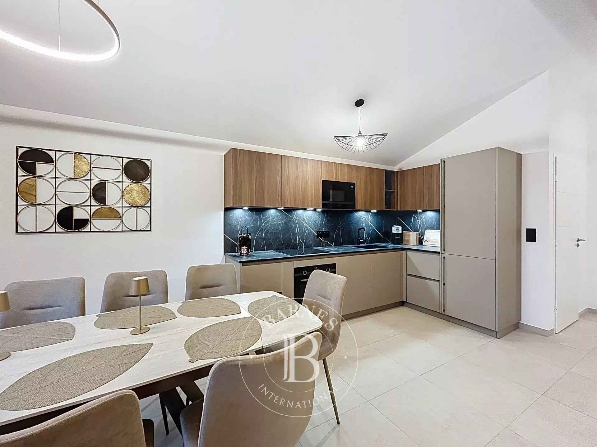 Ded7f6eed8010157a4a5bc121ac960a1 93ddf1af22 1920 original - Attribut alt par défaut.