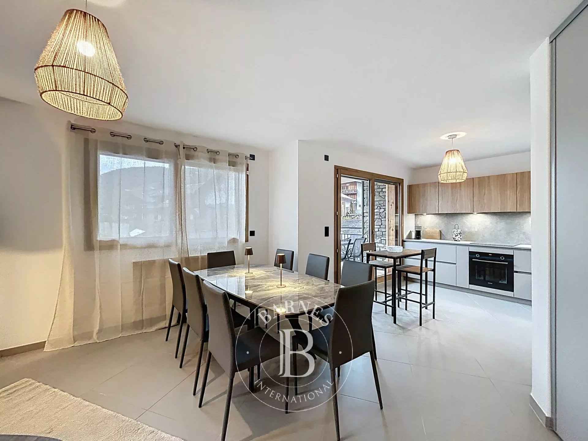 4ead27589d73764afaf468f06e3e0374 a39e48e362 1920 original - Attribut alt par défaut.