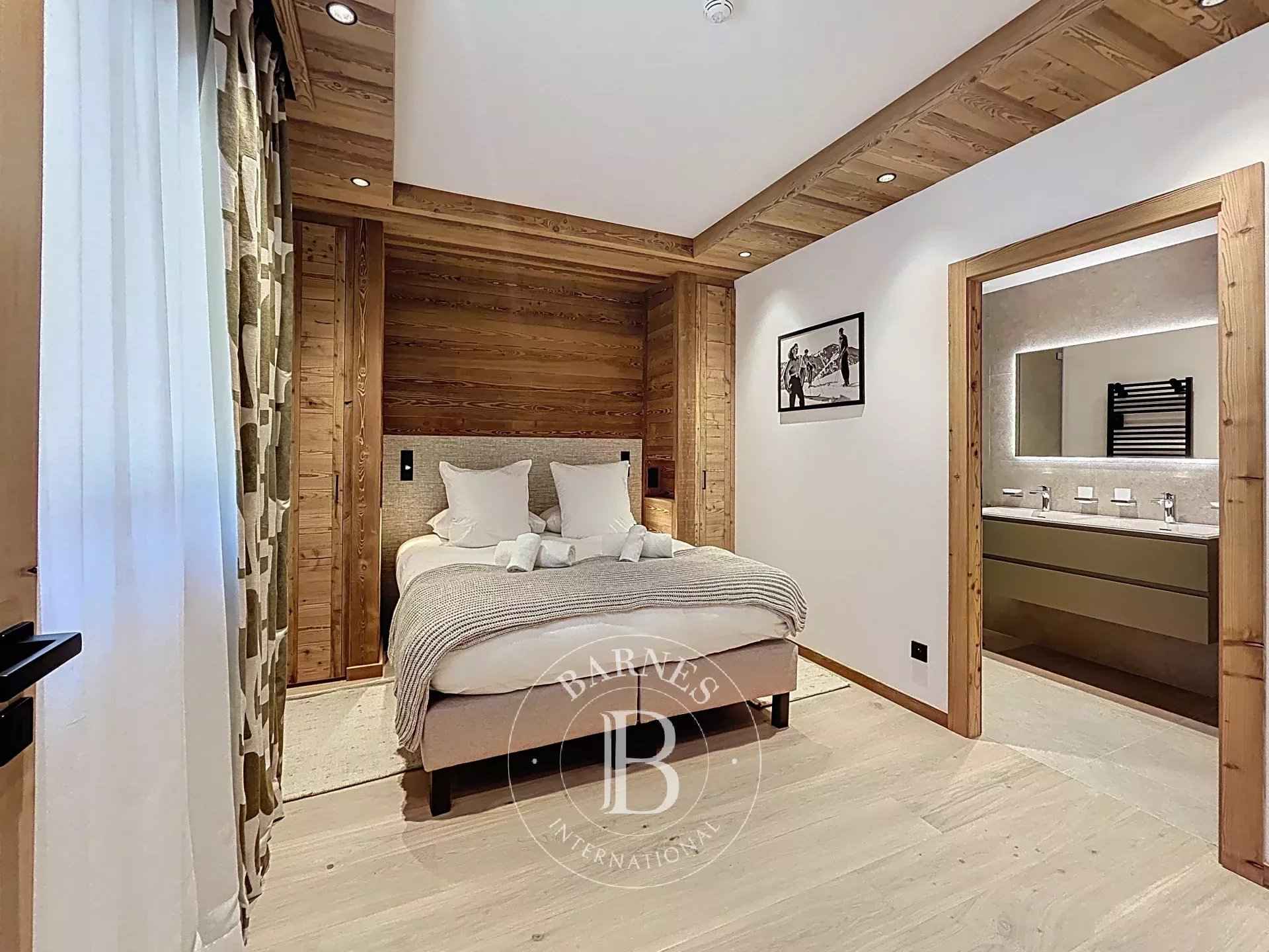 24f9ee87bf2f5df211b9c8a3b6d4700a da619448e2 1920 original - Translation missing: en.helpers.application.image_tag.default_alt