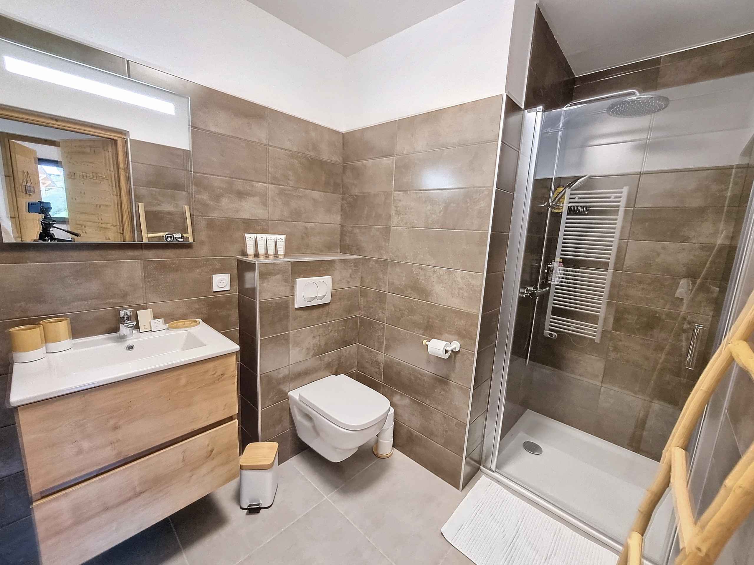 1727961772c0f4e0ba50838fe47e48ccfd048b04e5 - Attribut alt par défaut.