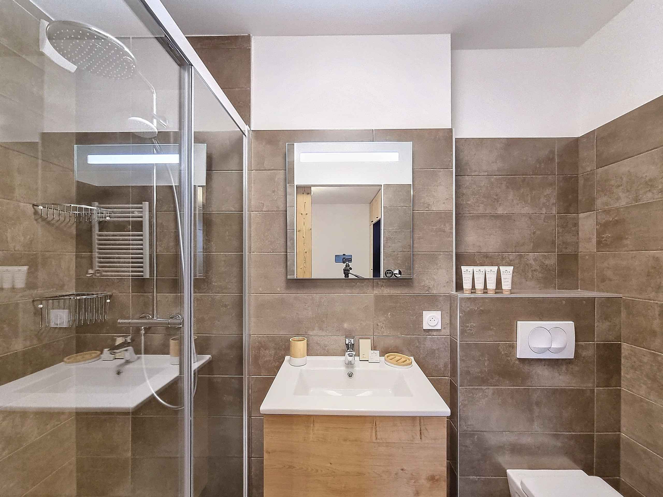 1727961826c3ec6c144cf2f3e9848a16865e936f2f - Attribut alt par défaut.