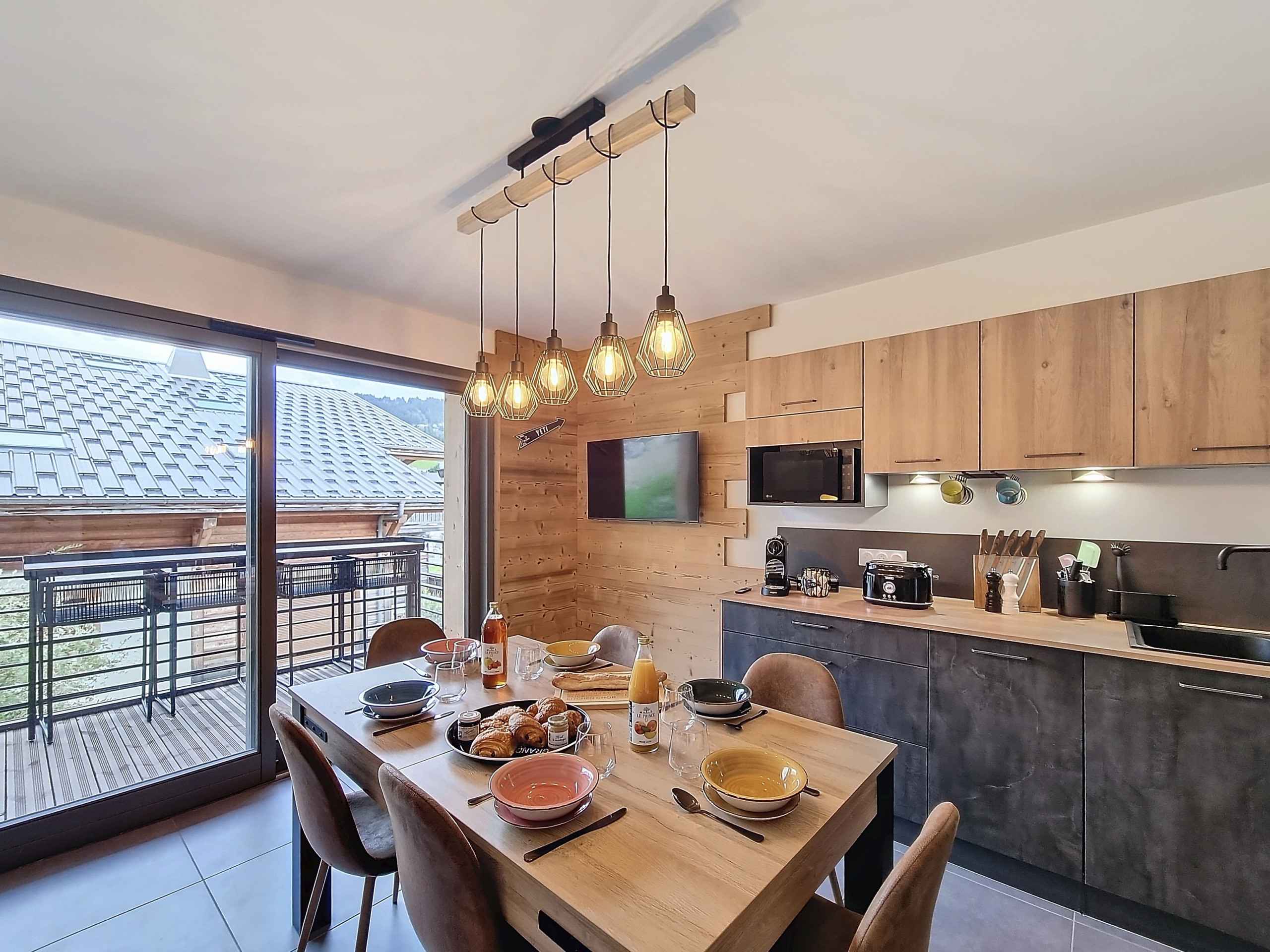 1727961802d2bbe938b5bb88b98477954ef564a175 - Attribut alt par défaut.