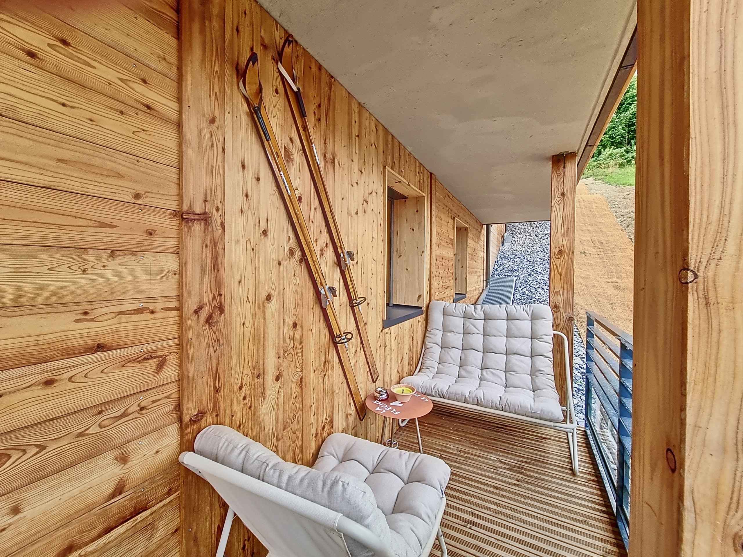 172796182821a0a9780fc9be2e53aa734f6a38975f - Attribut alt par défaut.