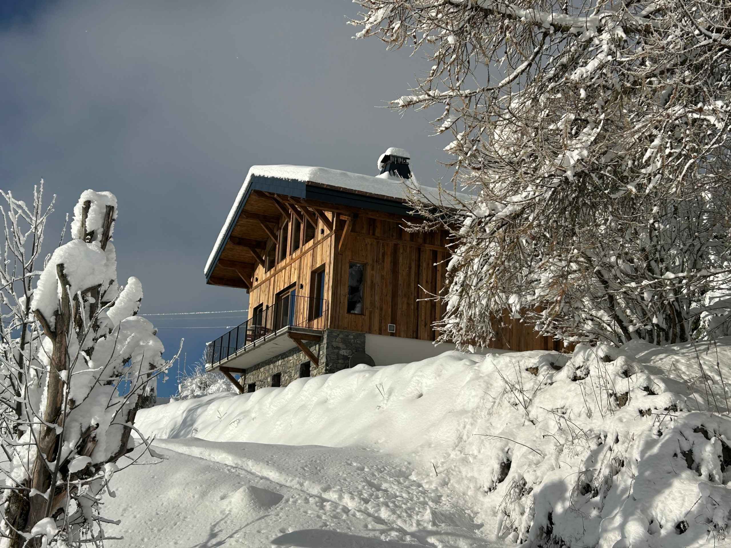 1765792700d7fe13f4df7aa5878d77d25304c5c355 - Attribut alt par défaut.