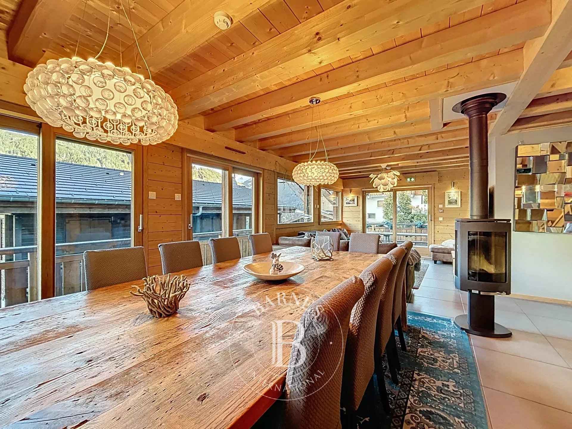 037ee1ab1beef71ba4016781914d4c12 714a46c692 1920 original - Attribut alt par défaut.