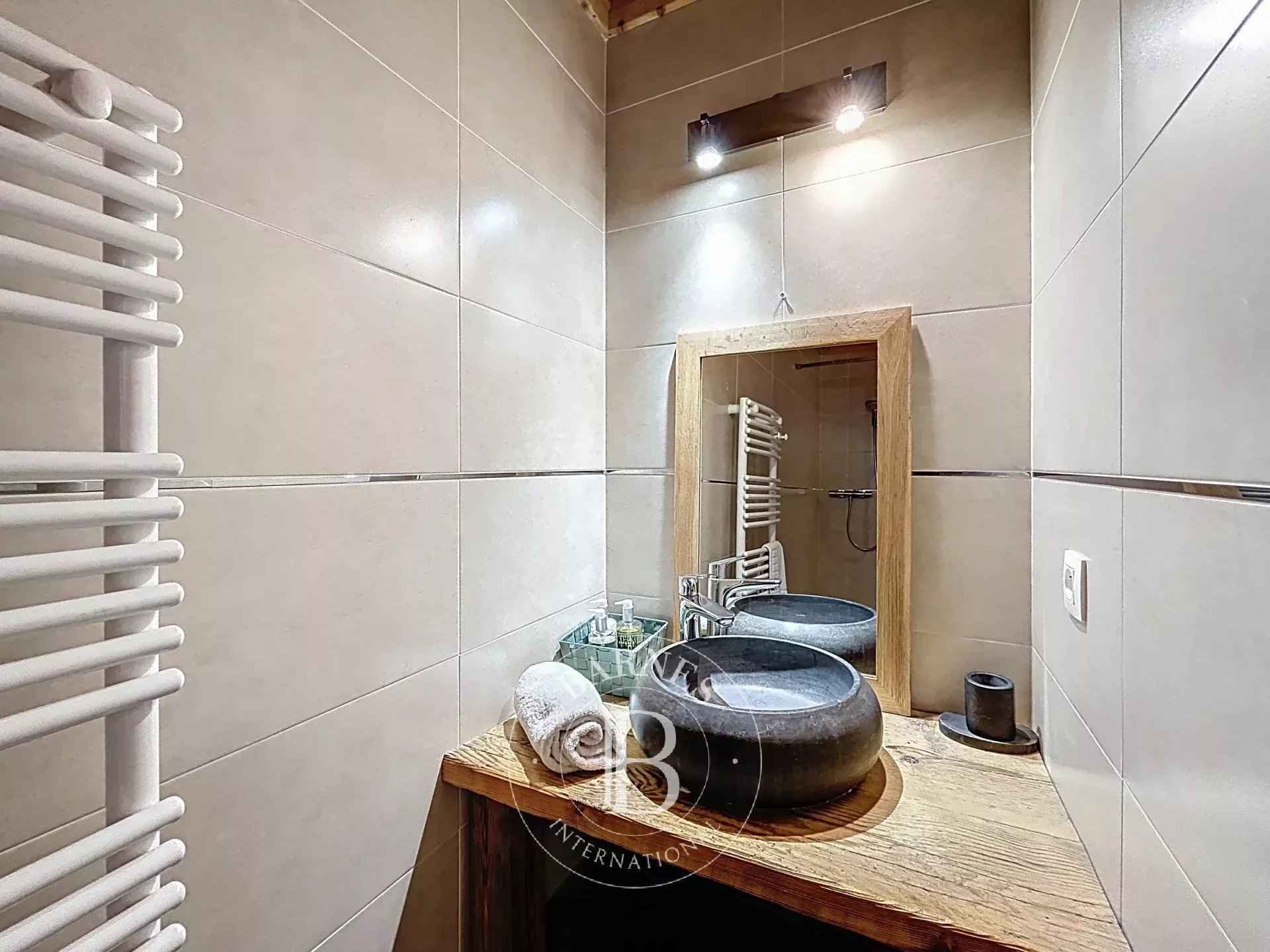 Dea795be2627aa6f29f9beb82556d0f8 ed4609a2de 1920 original - Attribut alt par défaut.