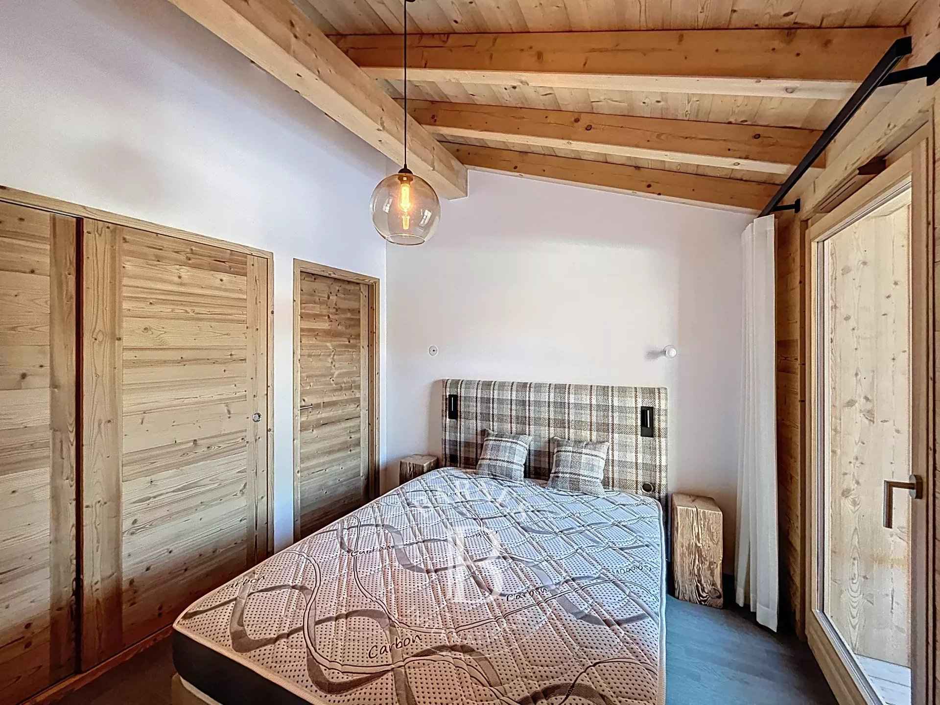 9d437ae2d873f19bed99b2bb9f55b28f 06aef8a2e7 1920 original - Attribut alt par défaut.