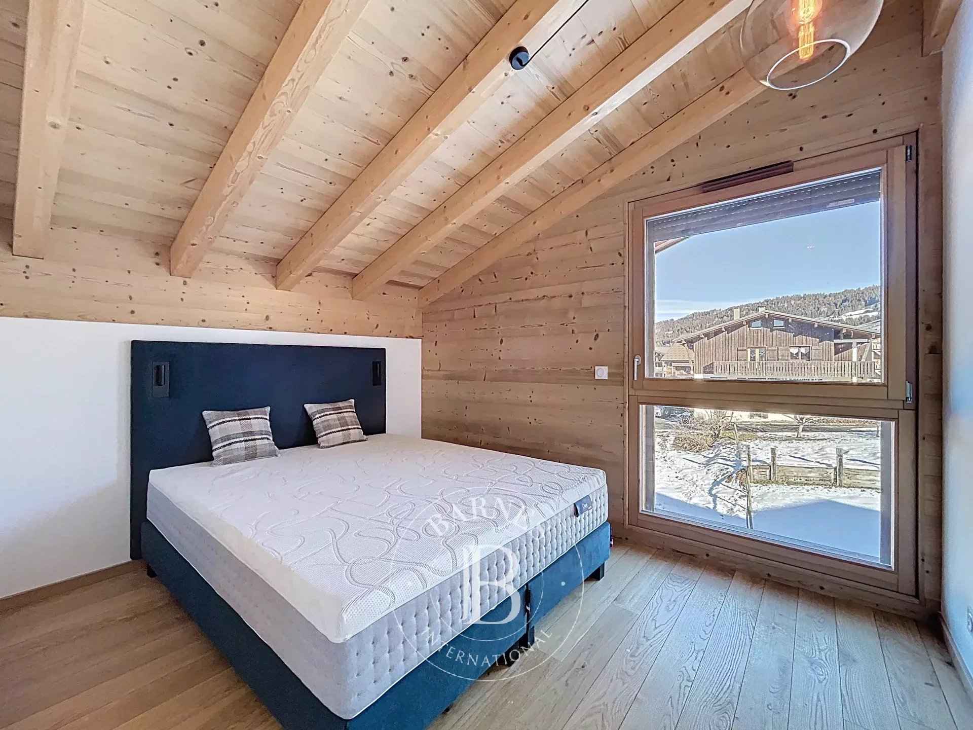 D7c004da66c5f5eb057f722e483237d4 421c9c6a13 1920 original - Attribut alt par défaut.