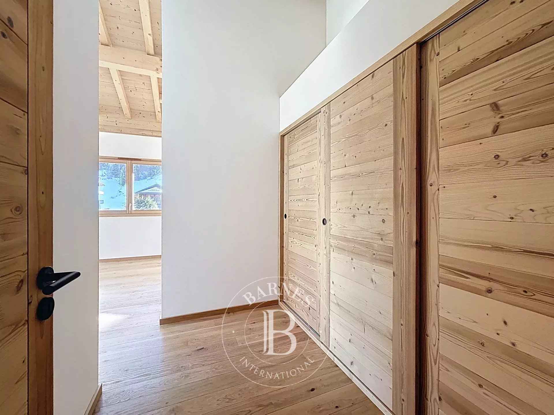 Ff7d1df7d6bc8a2caf02793b15ffa8ad cb0c7ff292 1920 original - Translation missing: en.helpers.application.image_tag.default_alt