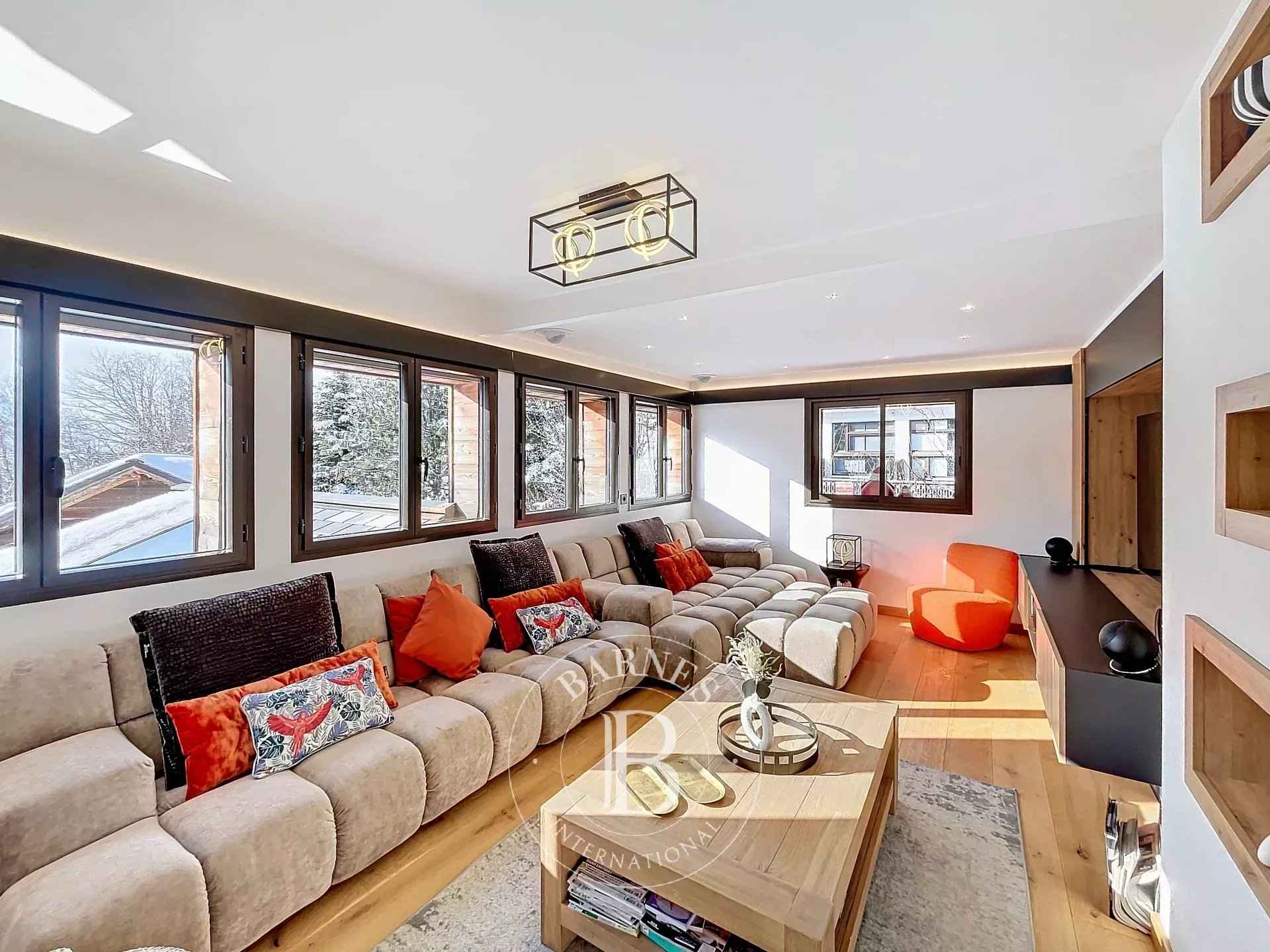 864549b8540c02a4183b0b3d2e73cd56 b7f542378d 1920 original - Translation missing: en.helpers.application.image_tag.default_alt