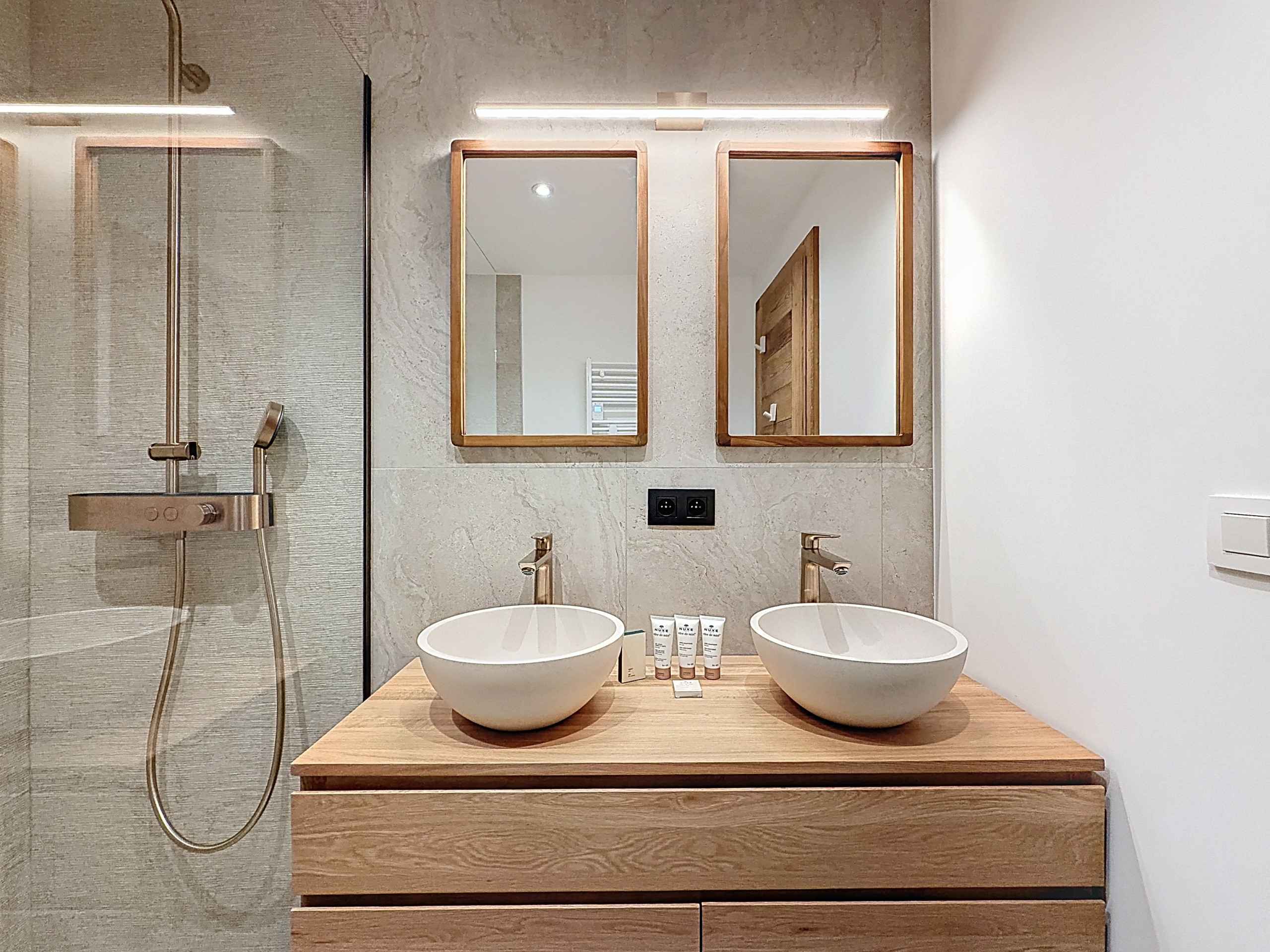 17664005129fd650dde2d88f73467c2d3afd0880b0 - Attribut alt par défaut.