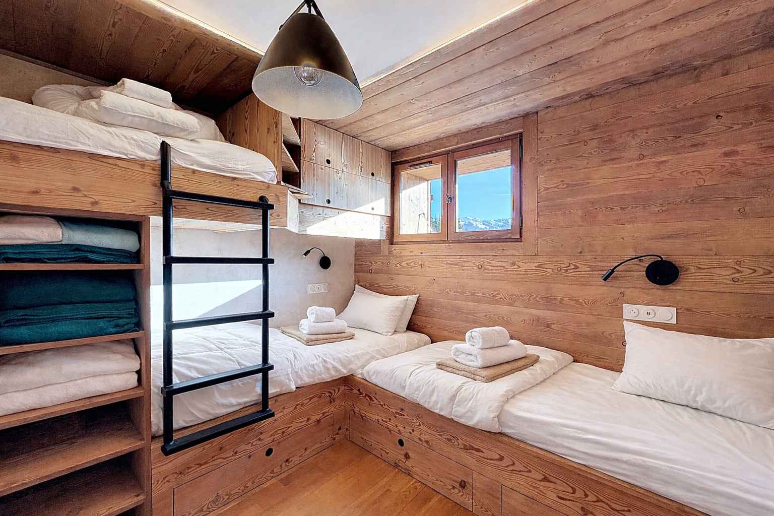 1766400586fb0bf3b0496589511b7635016bd2cac5 - Attribut alt par défaut.