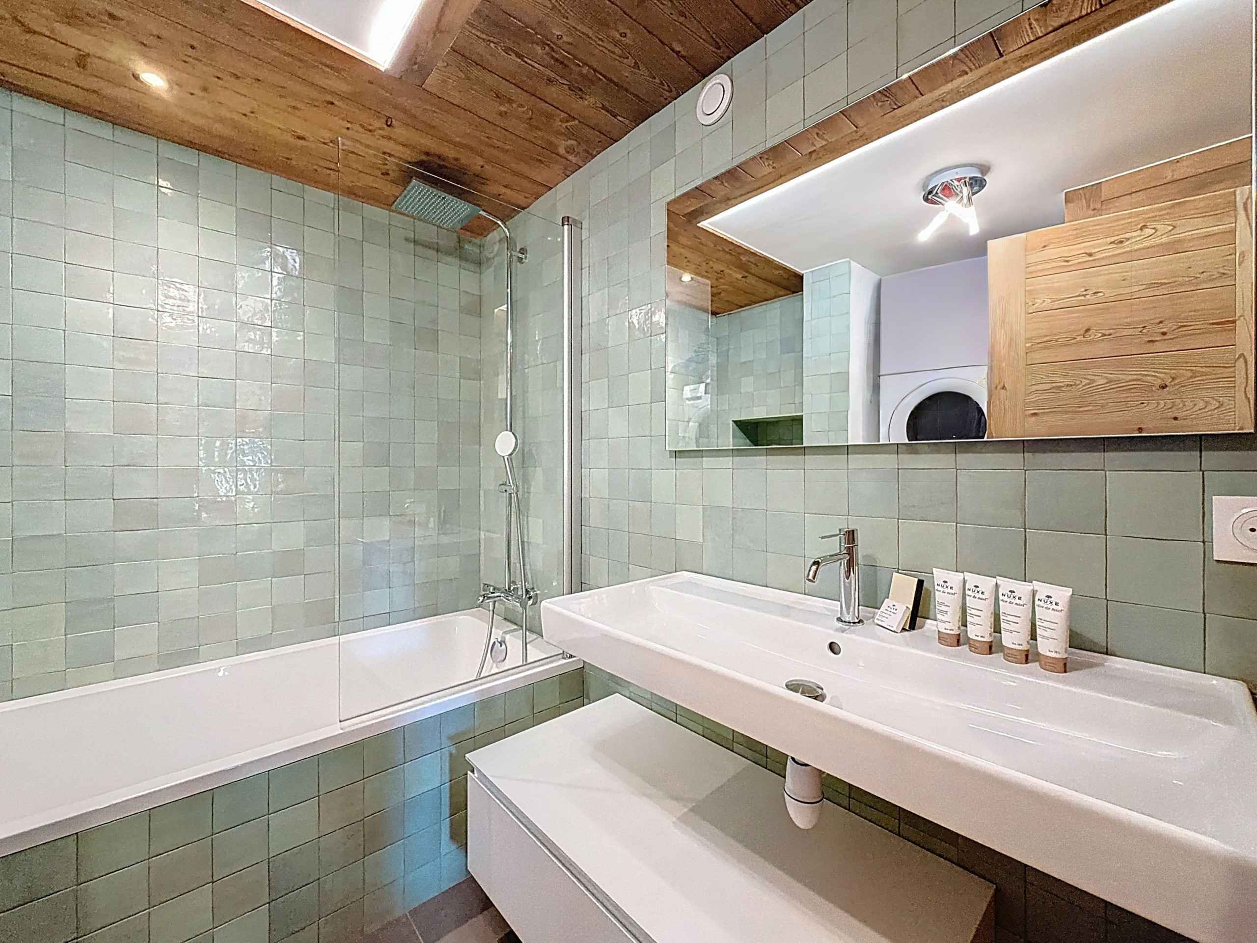 17670911615c9109b84856254d8c0d76968607891c - Attribut alt par défaut.